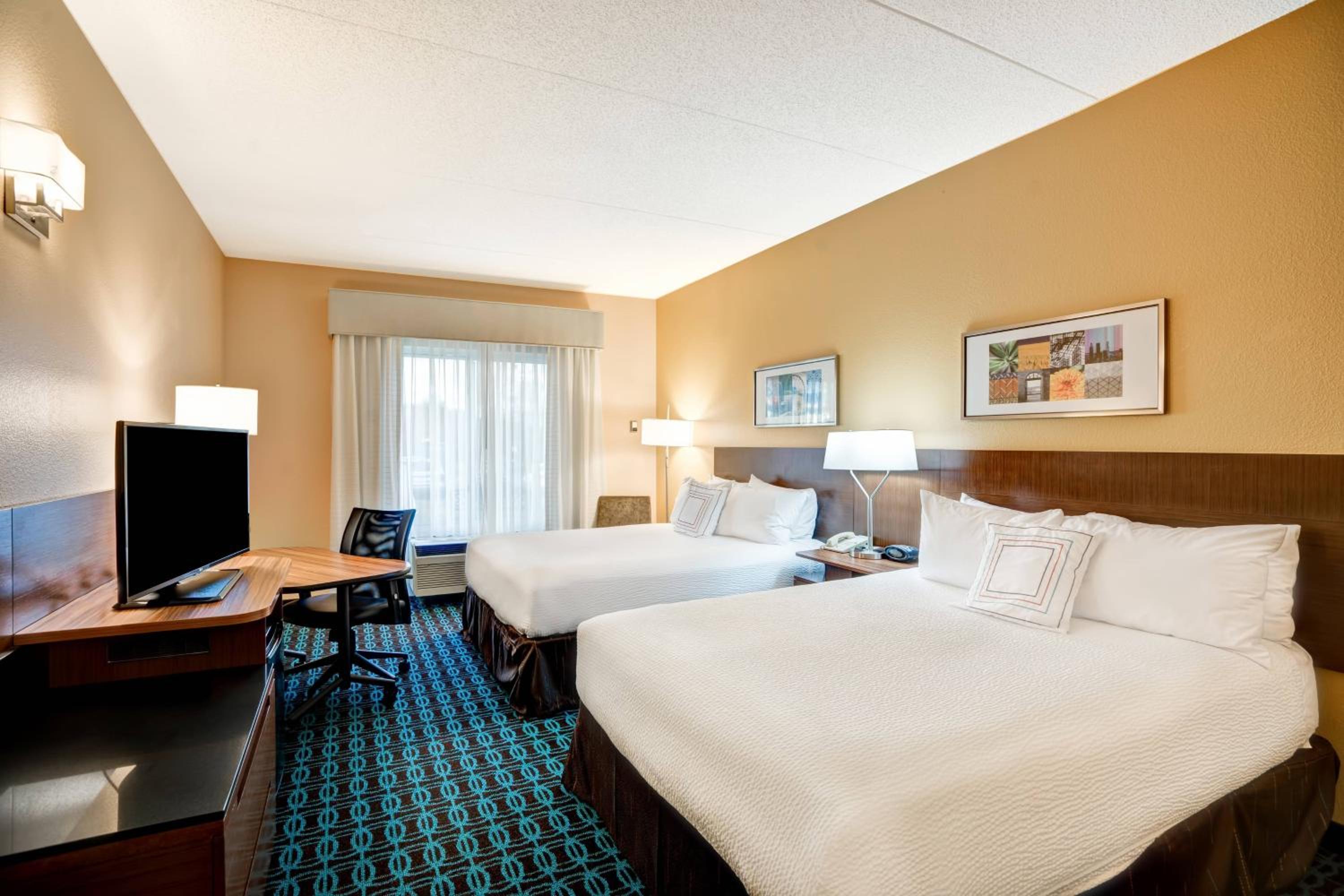 Queen Room with Two Queen Beds - Hearing Accessible - Photo 1