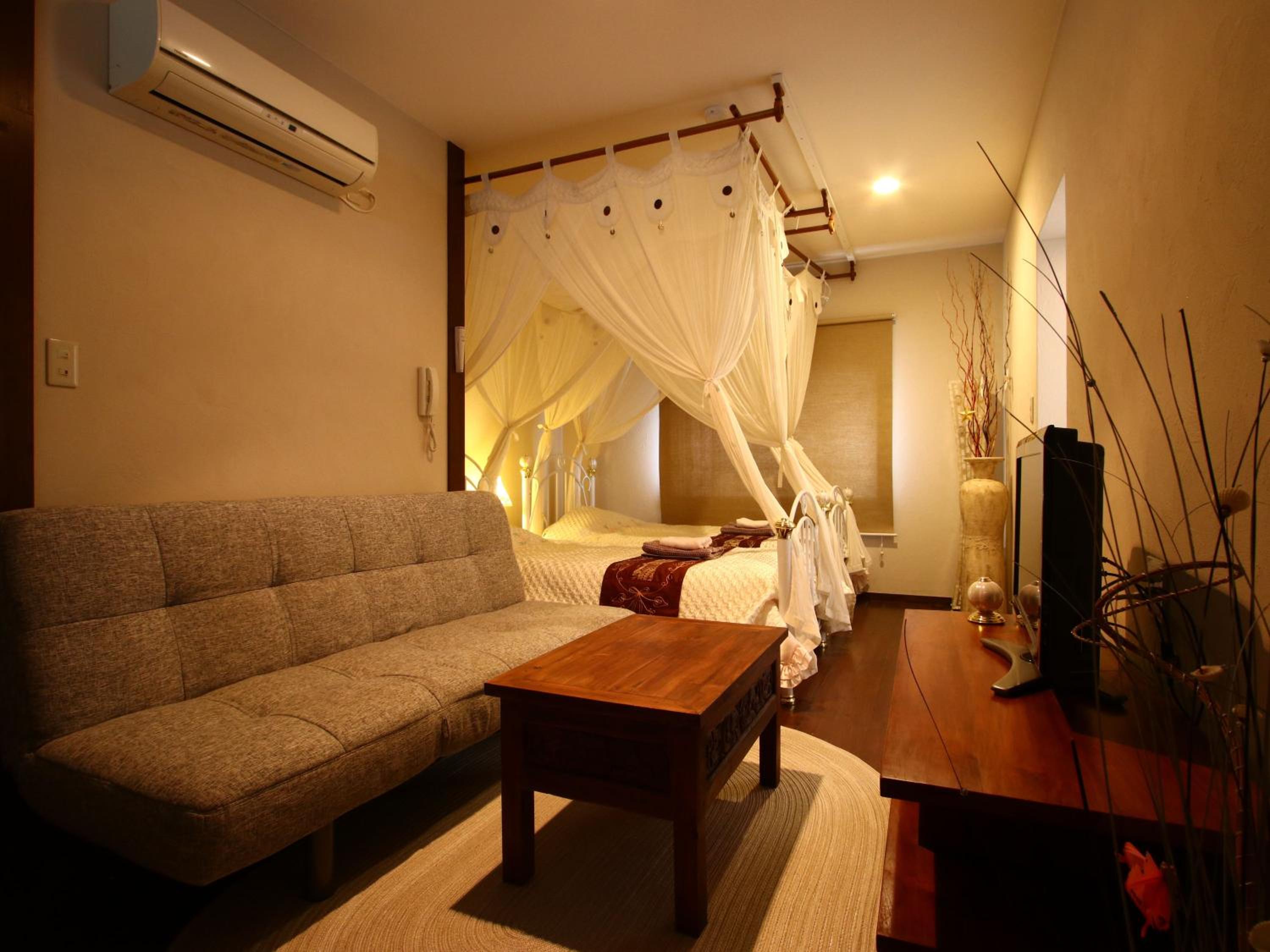 Small Twin Room