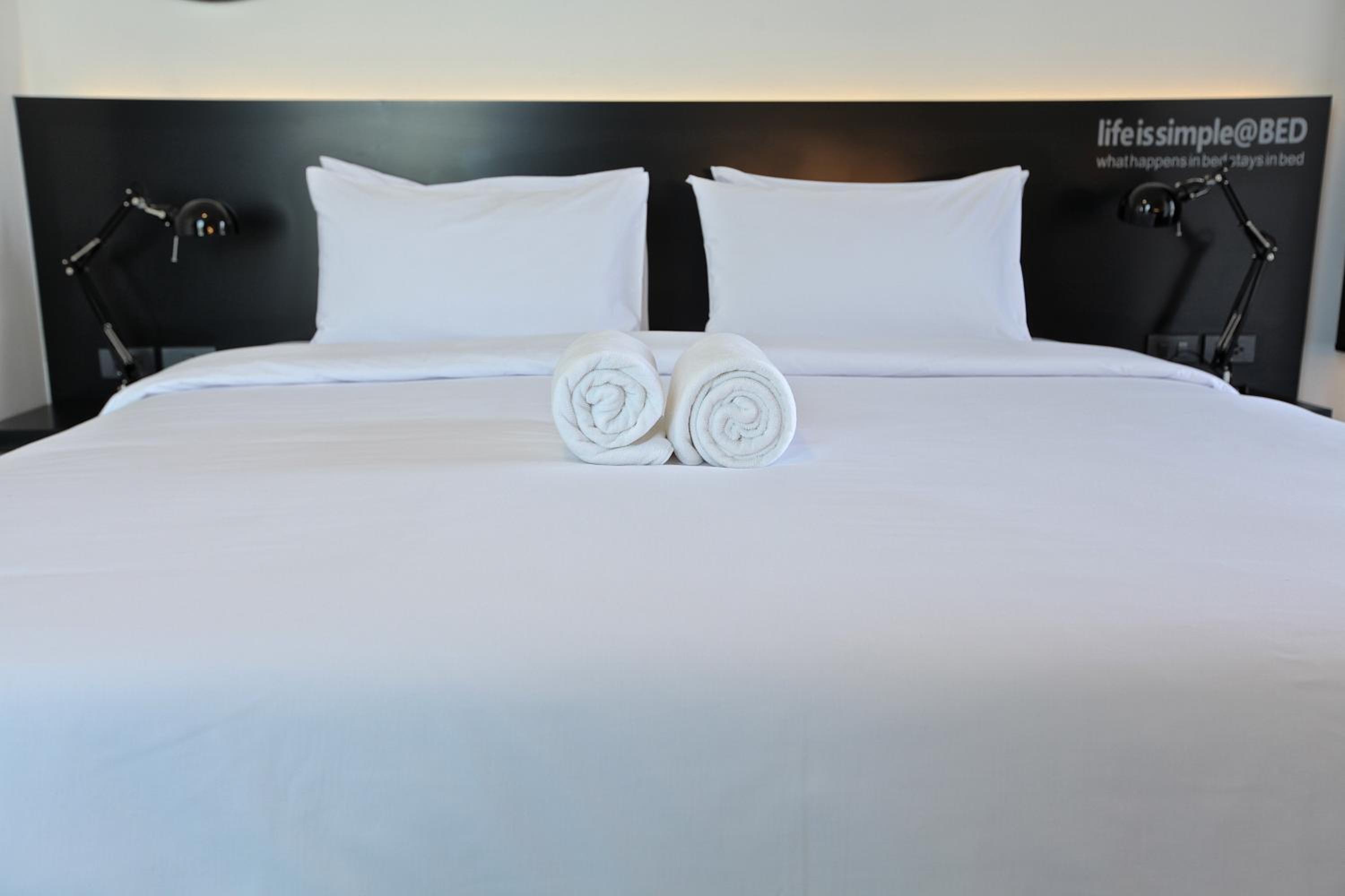 Standard Double Room - Photo 17