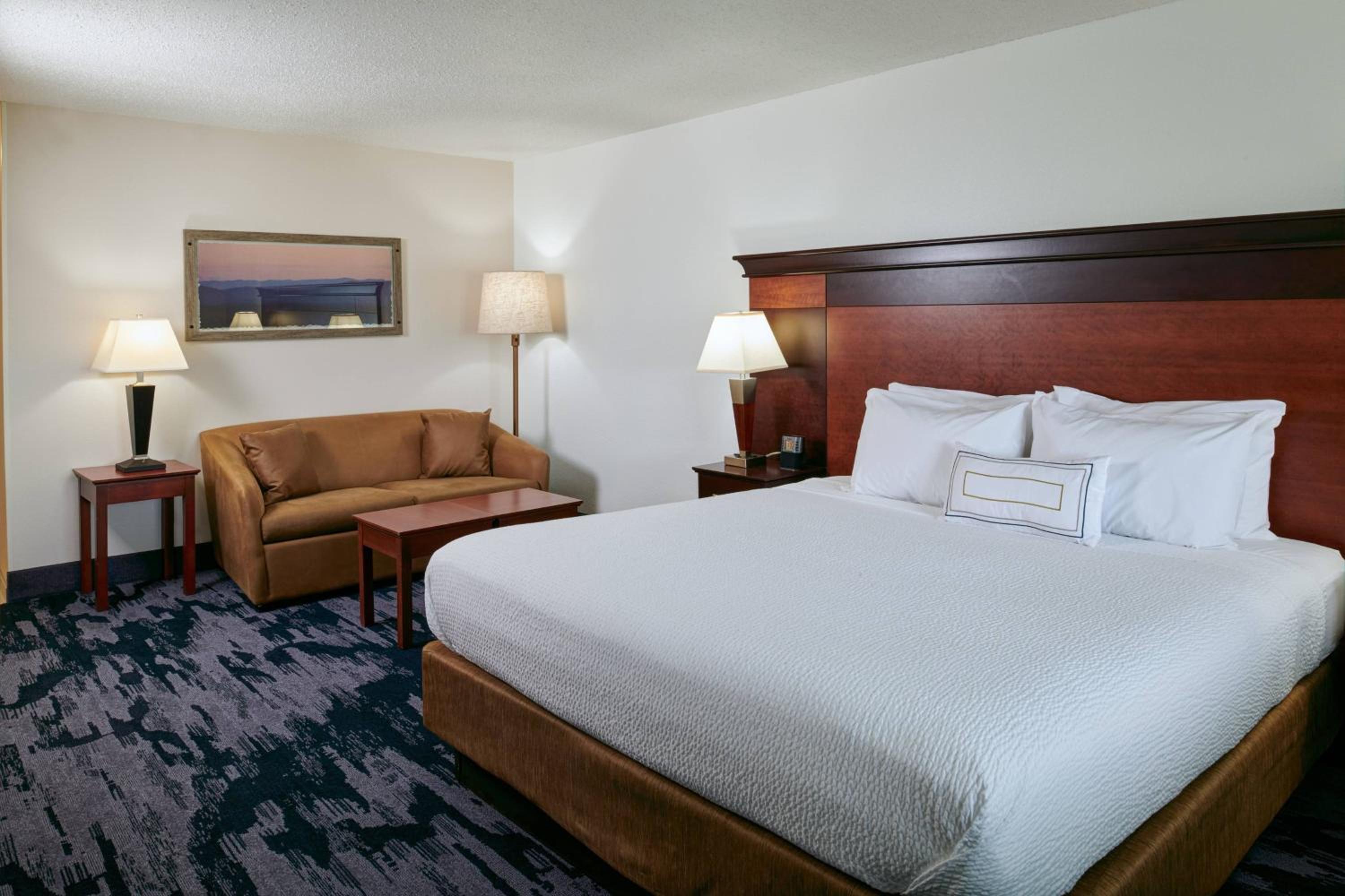 King Room with Sofa Bed