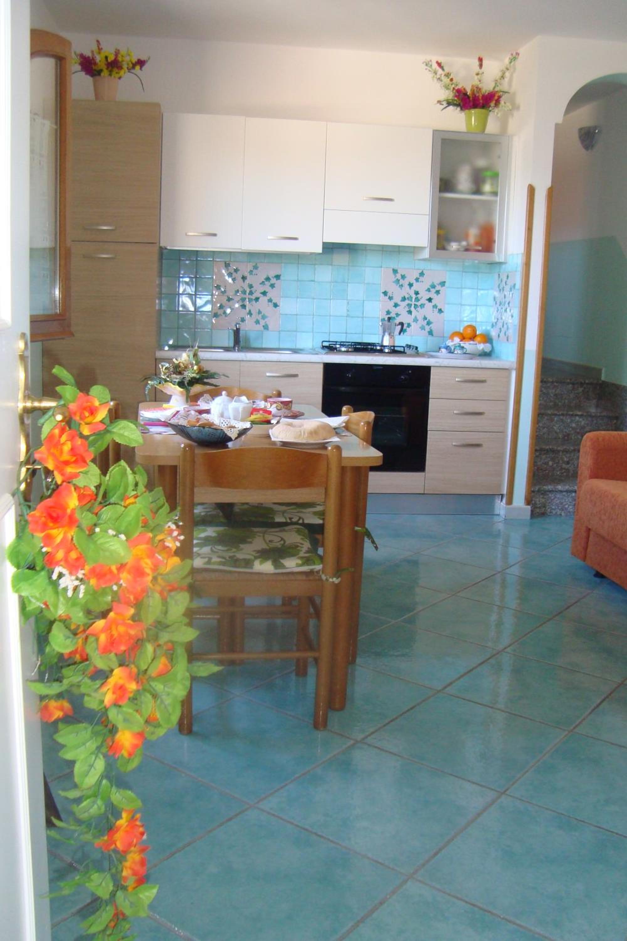 Studio Apartment - Photo 10