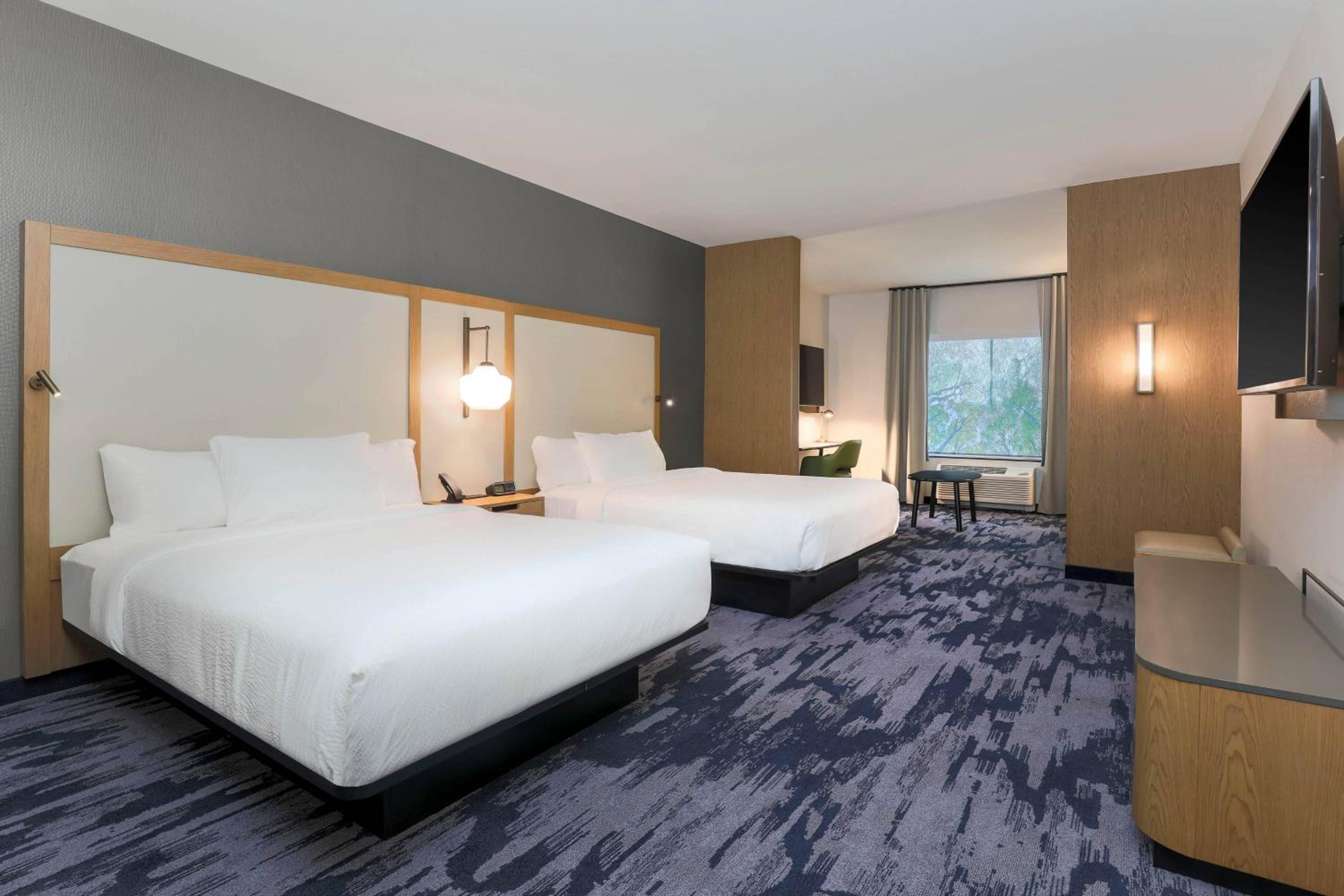 Queen Suite with Two Queen Beds and Sofa Bed - Hearing Accessible - Photo 1