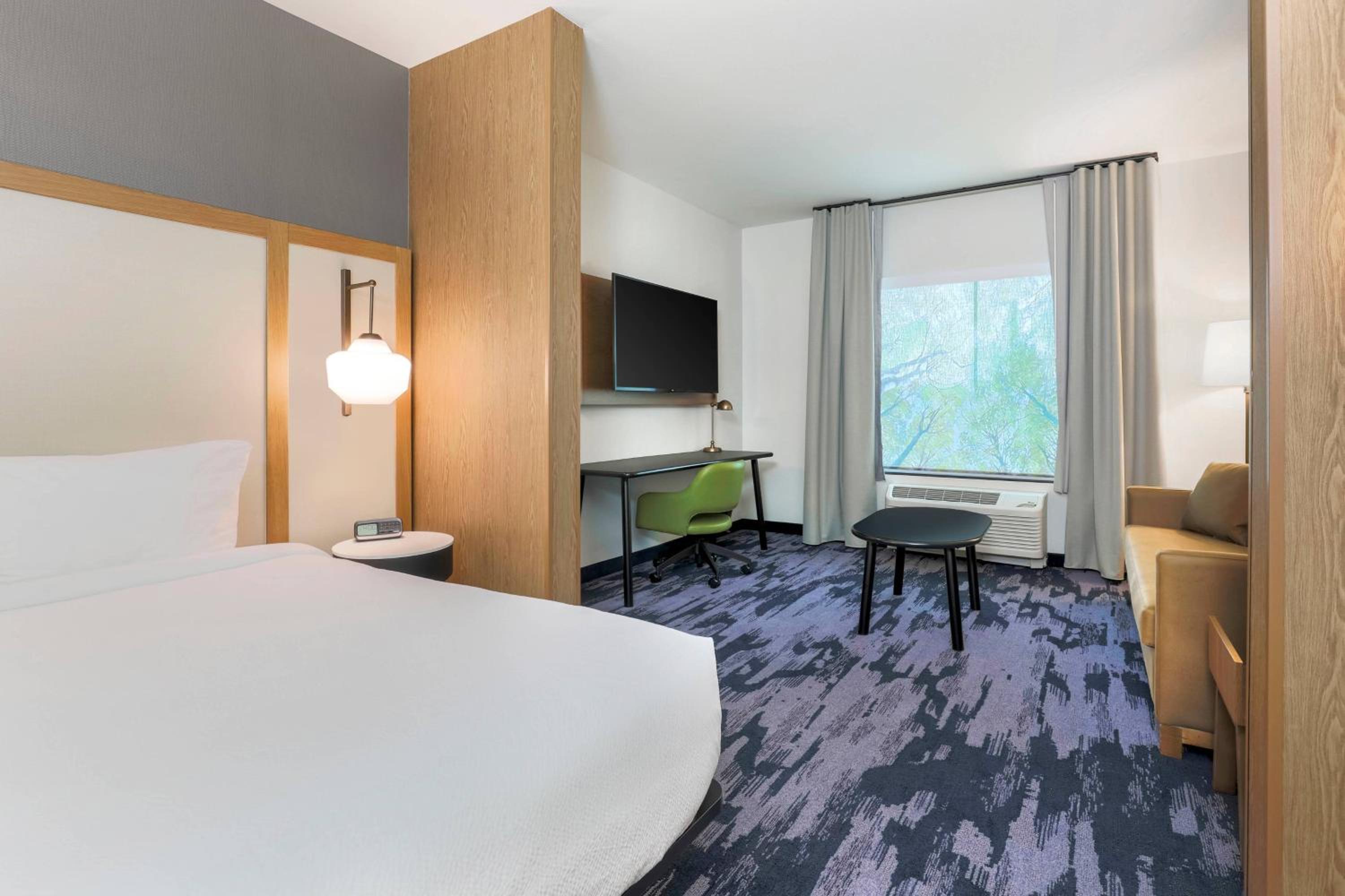 King Suite with Sofa Bed - Photo 3