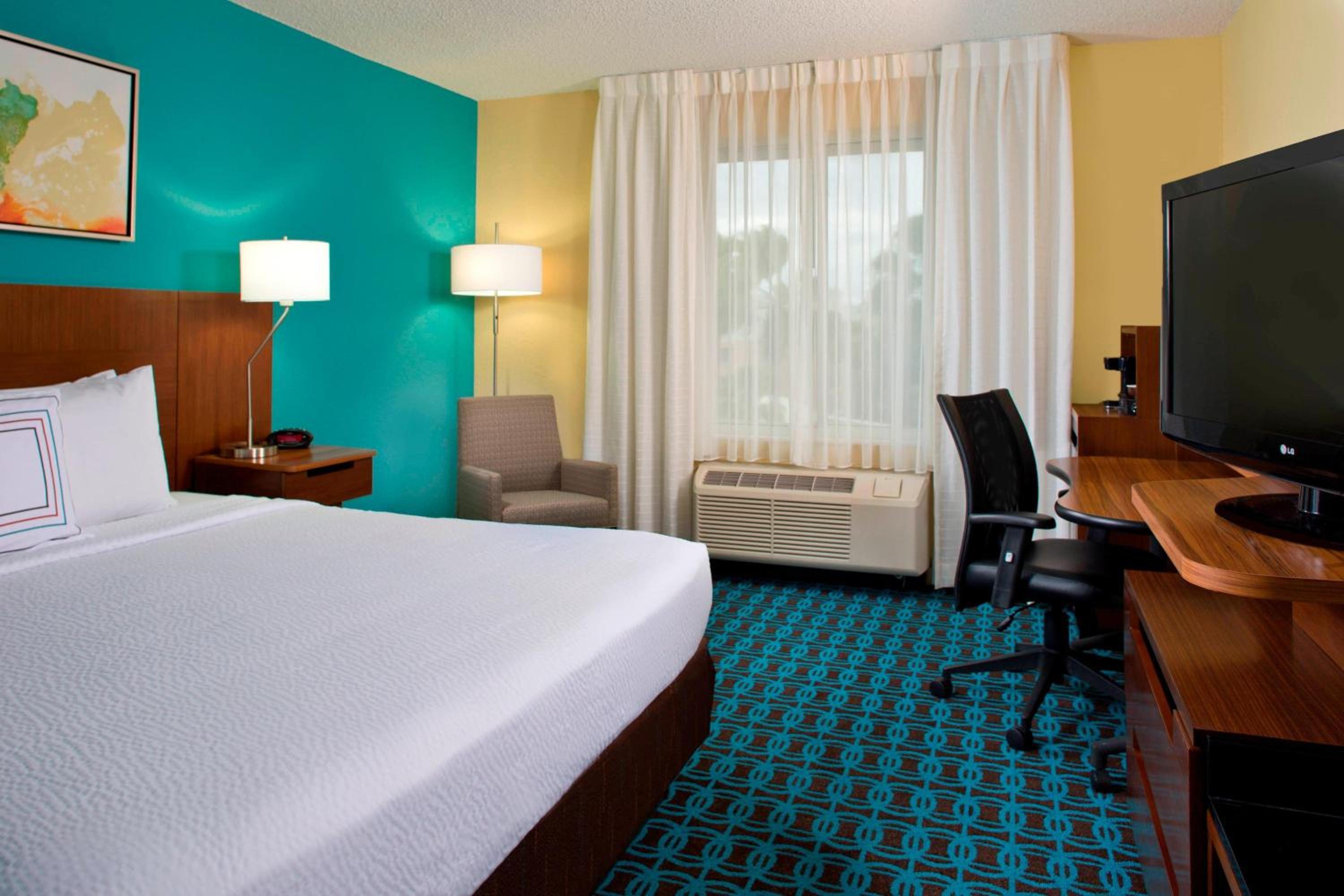Larger Guest room, 1 King