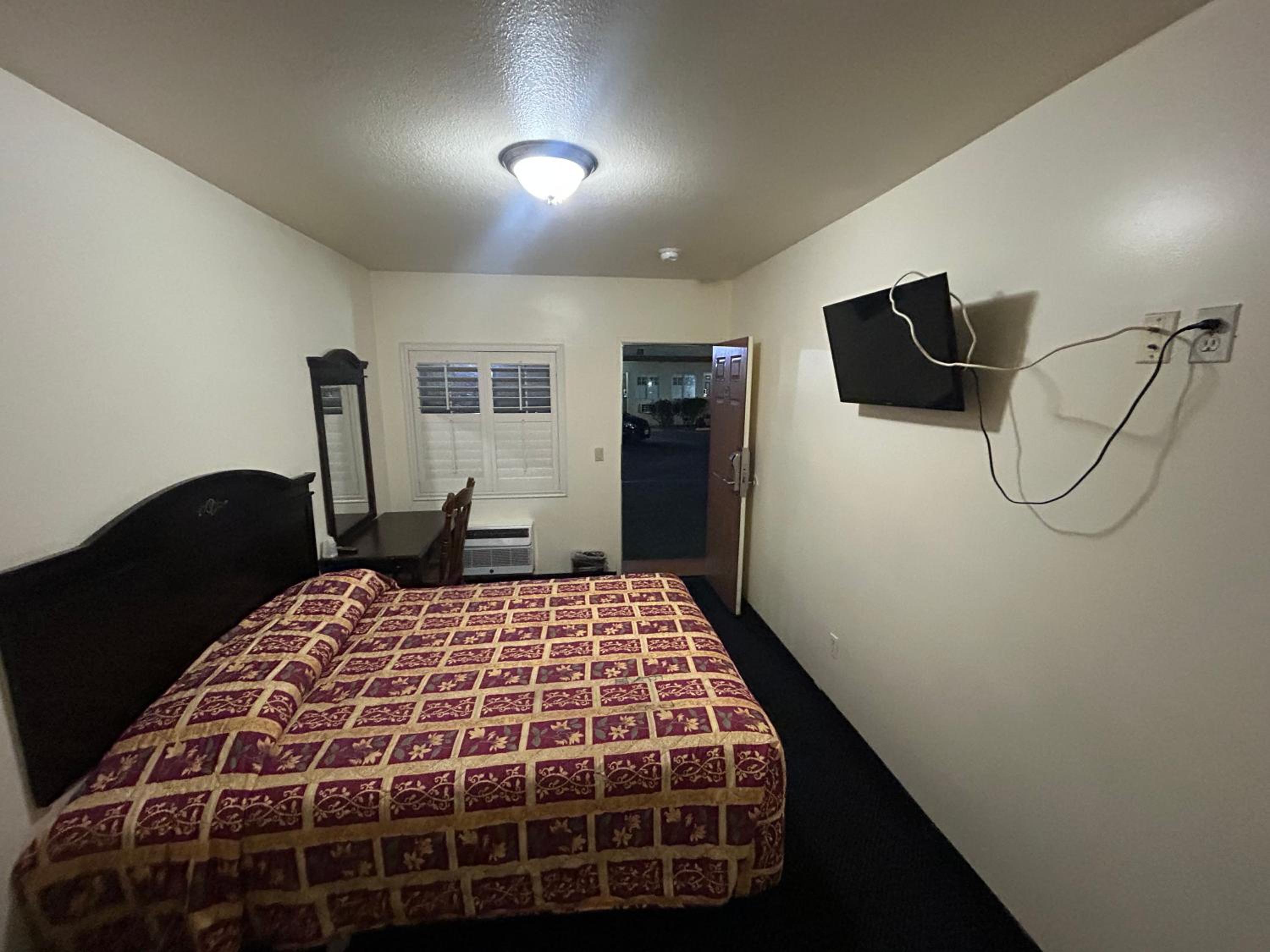 Deluxe Single Room photo 3