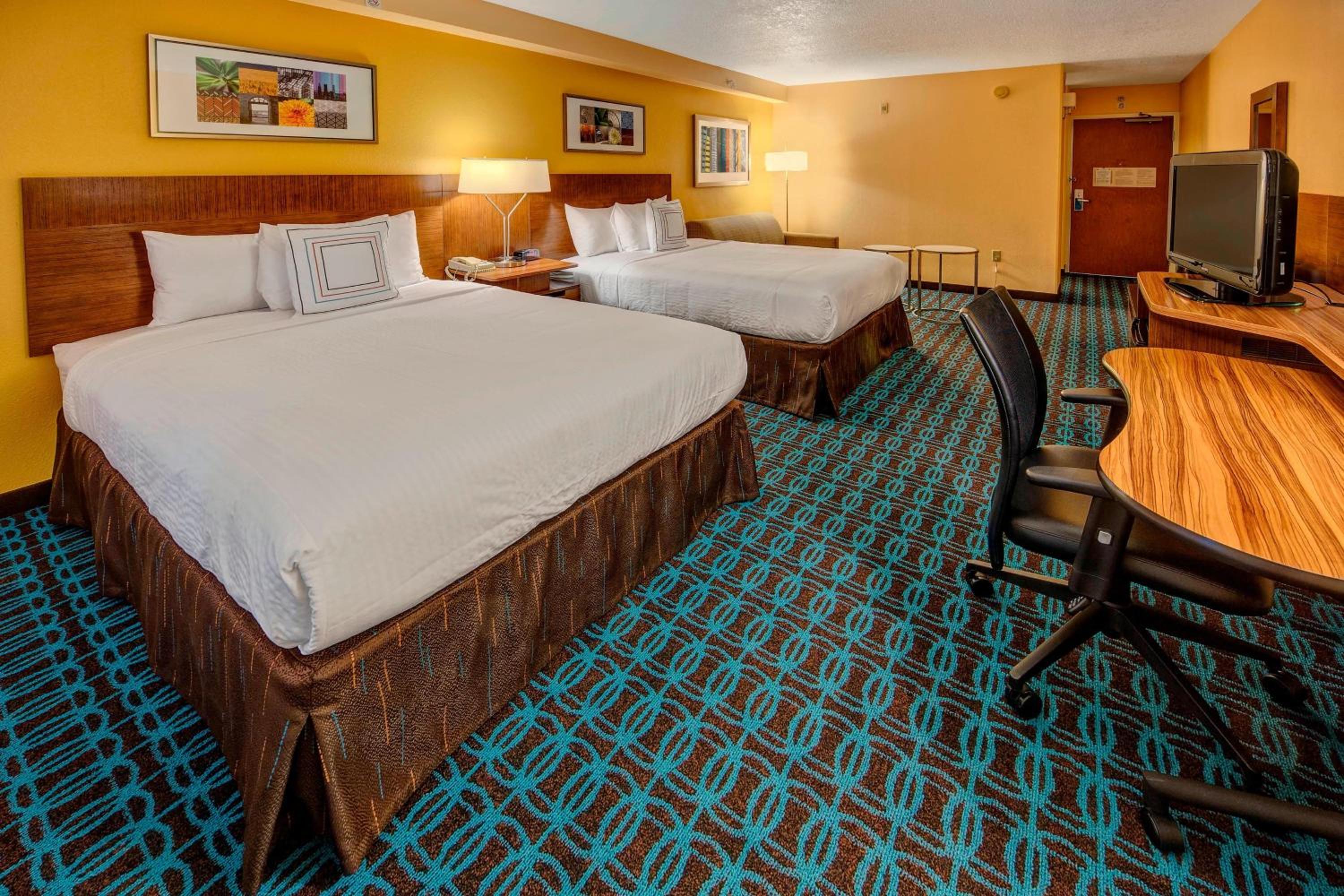 Queen Suite with Two Queen Beds and Sofa Bed
