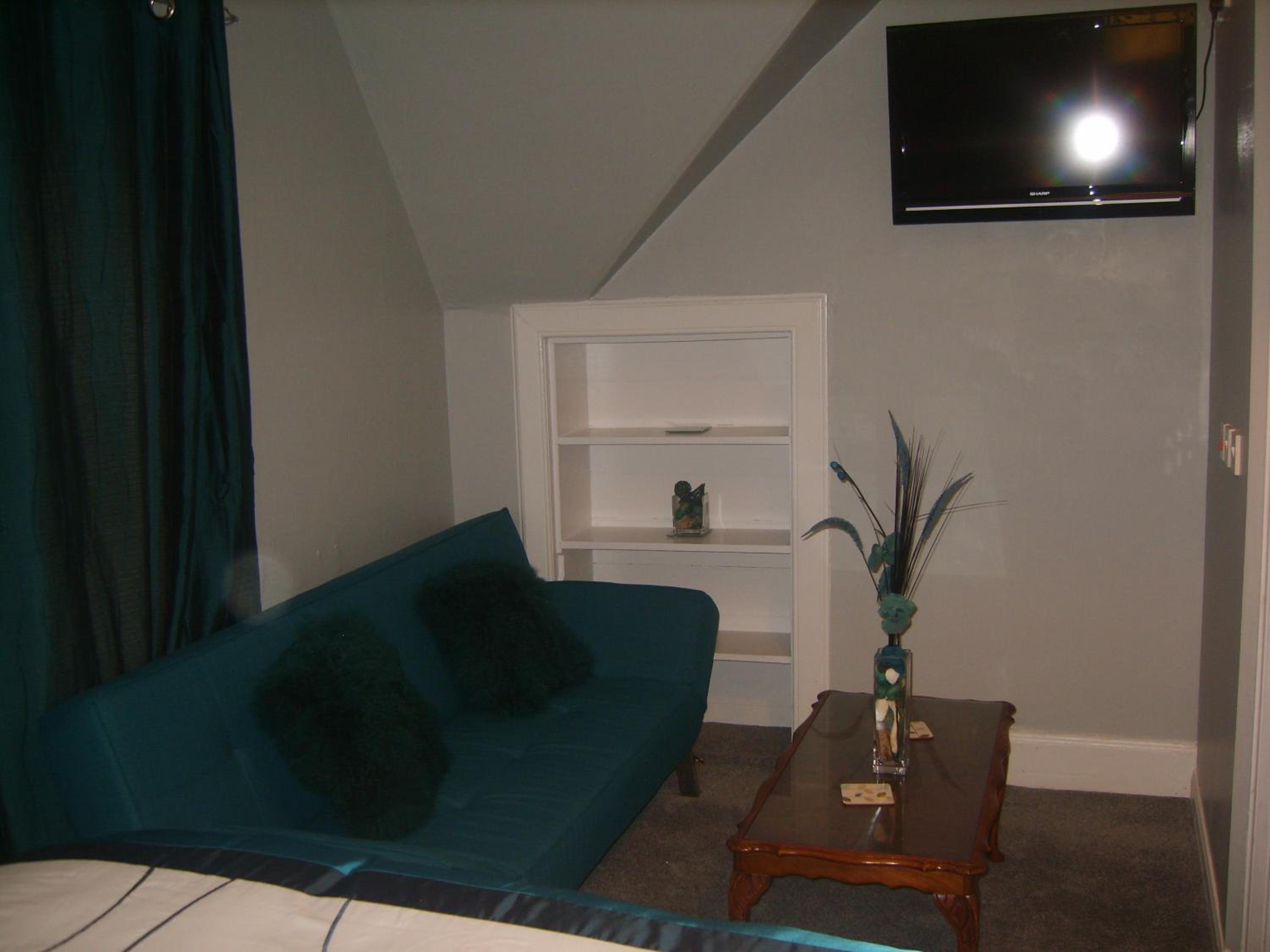 Family Room with Private Bathroom - Photo 1