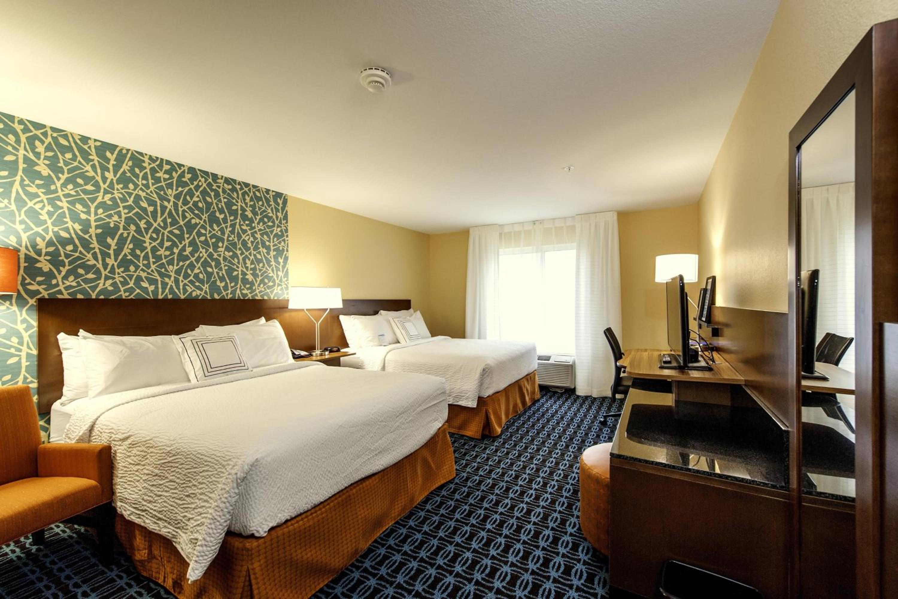 Queen Room with Two Queen Beds - Hearing Accessible photo 1