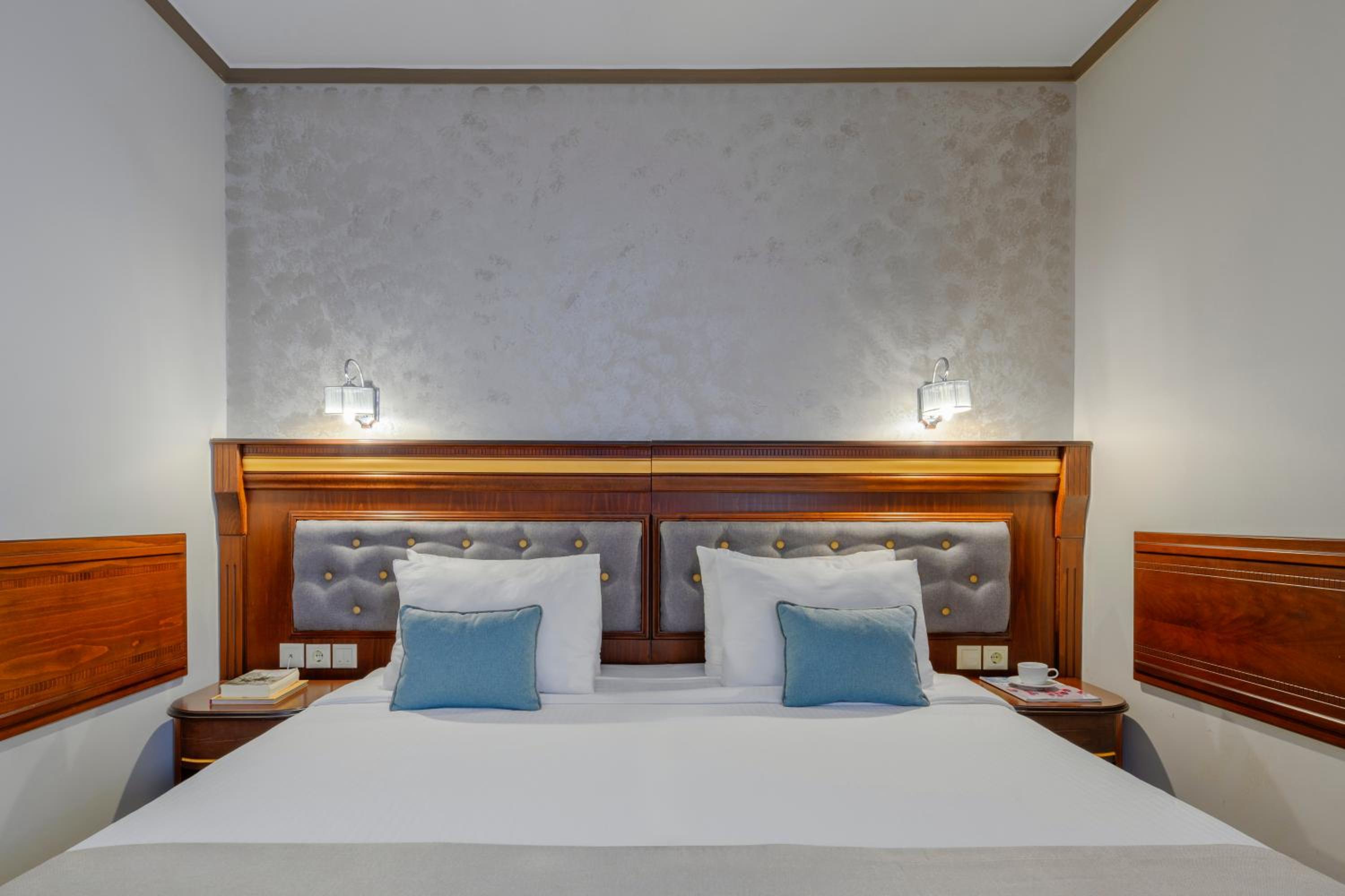 Superior Triple Room with Sea View photo 2