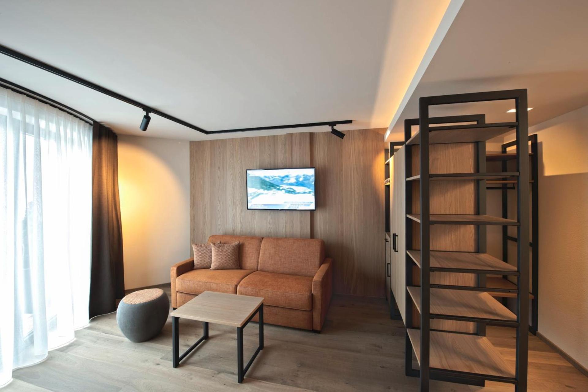 Budget Double Room - Photo 4