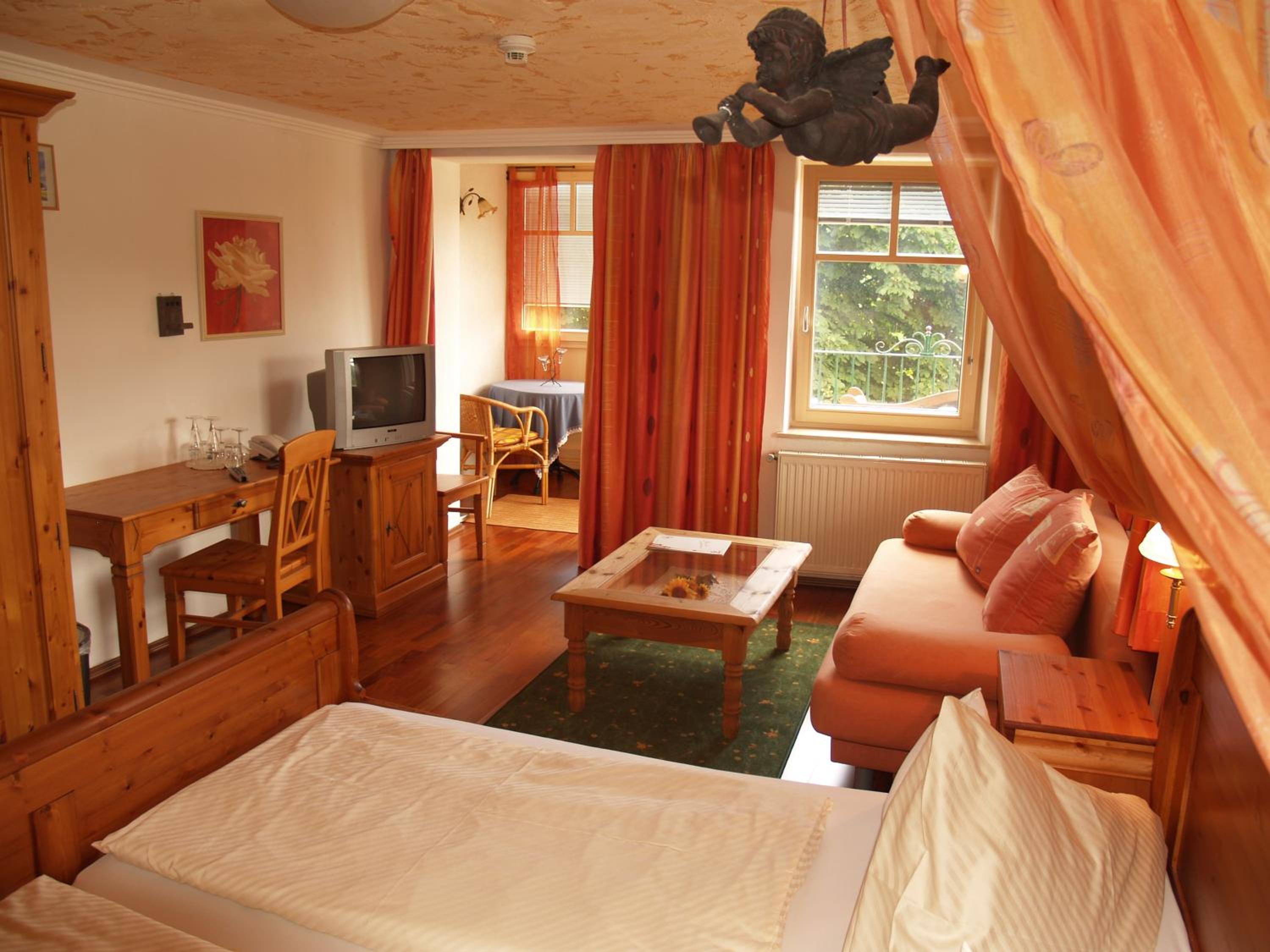 Double Room - Photo 3