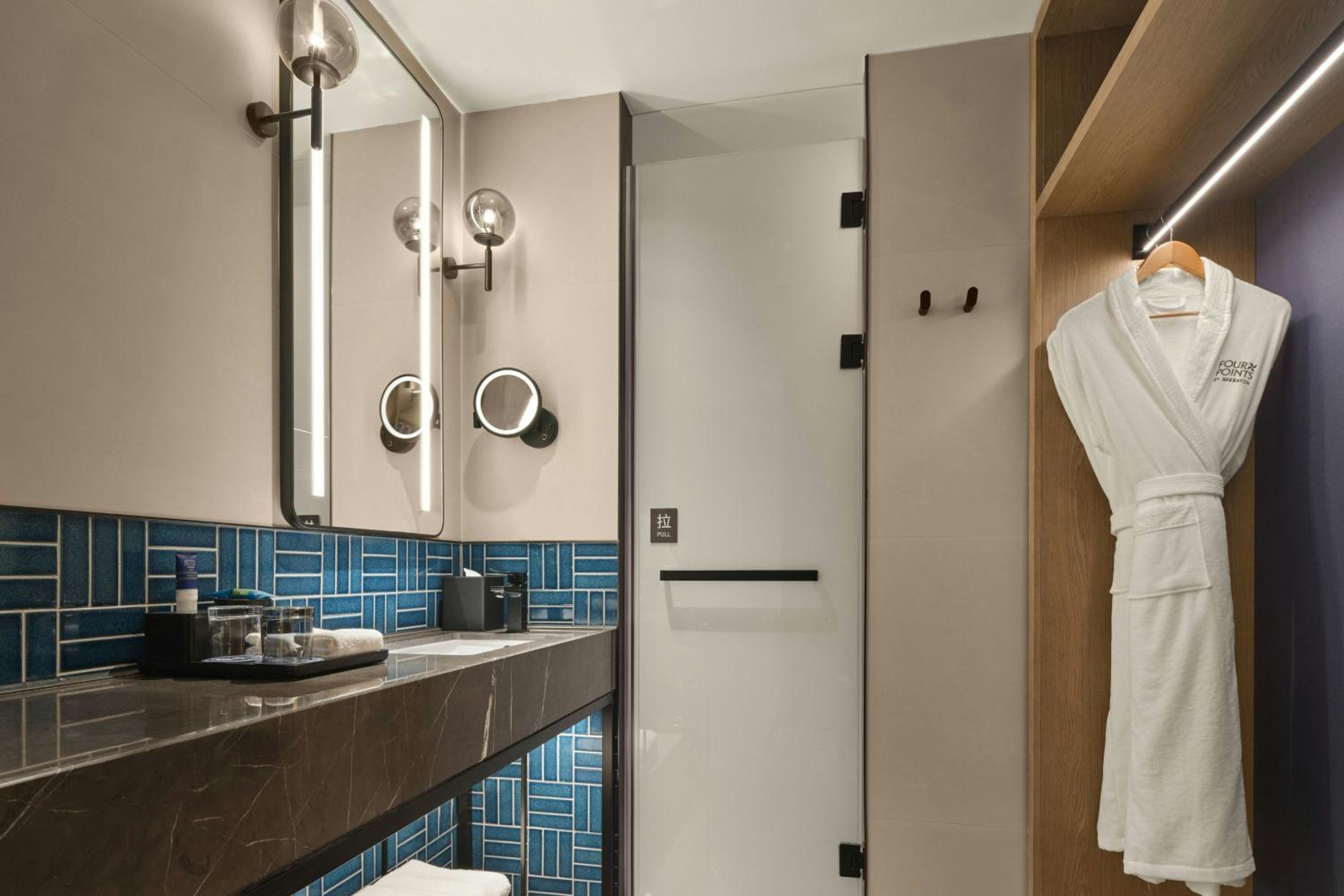 Superior Double Room photo 2