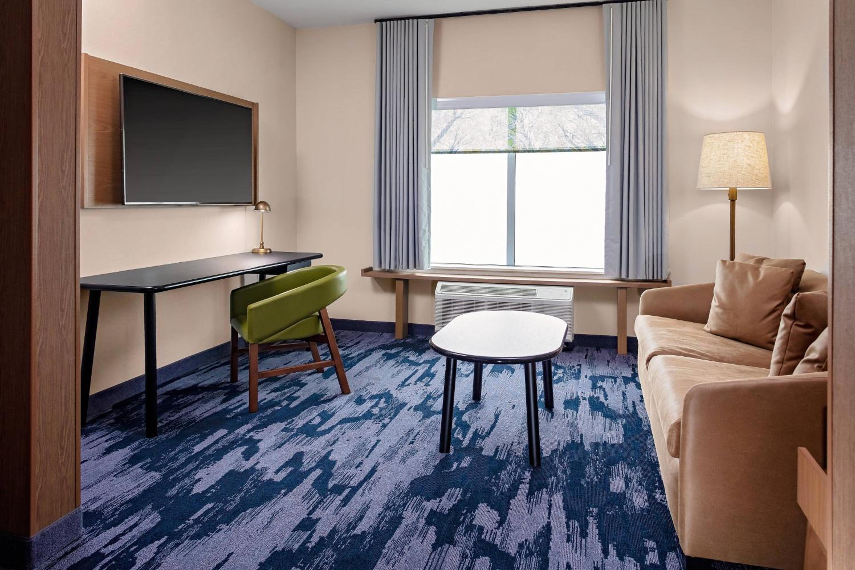 King Suite with Sofa Bed - Photo 2