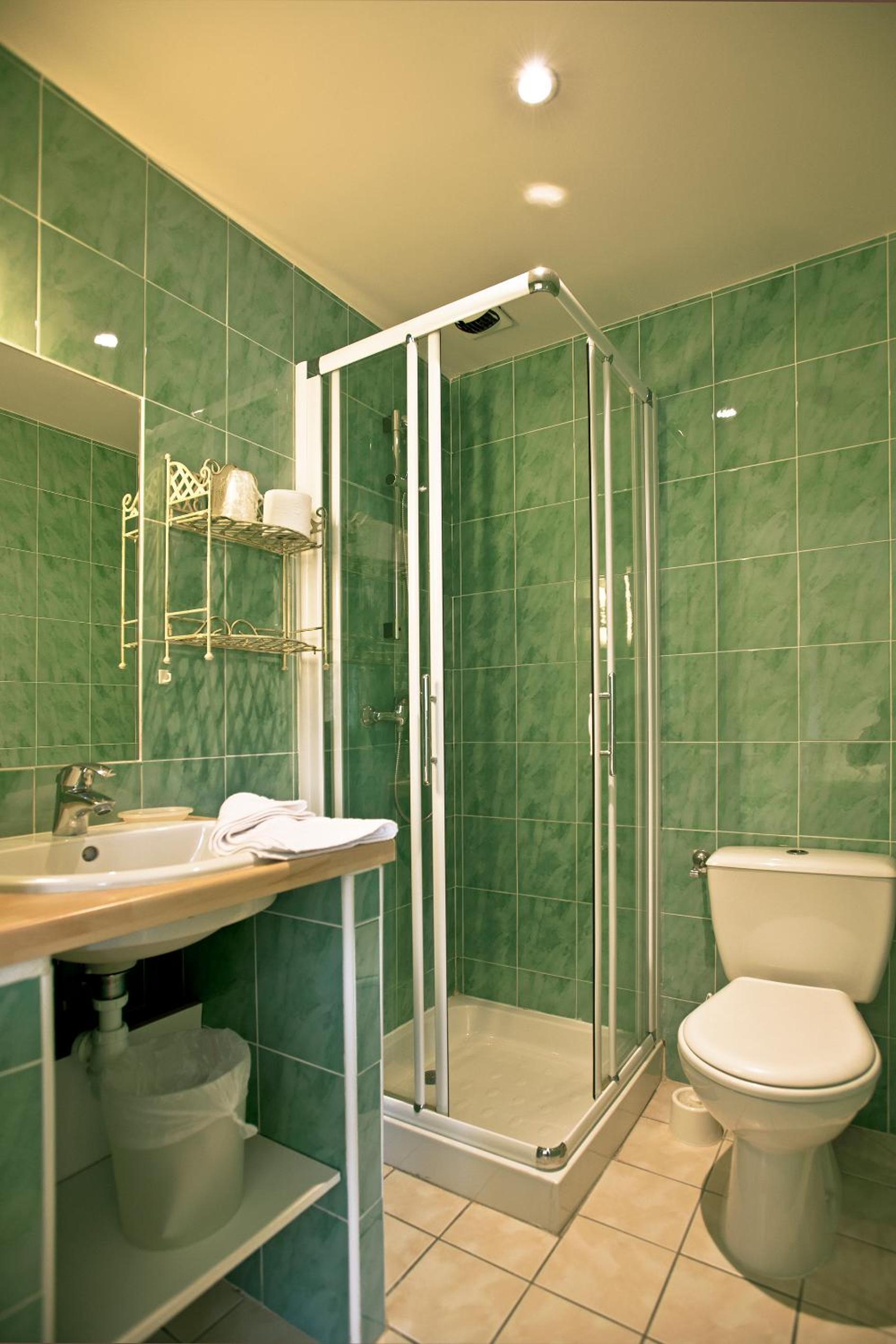 Triple Room Road Side - Photo 9