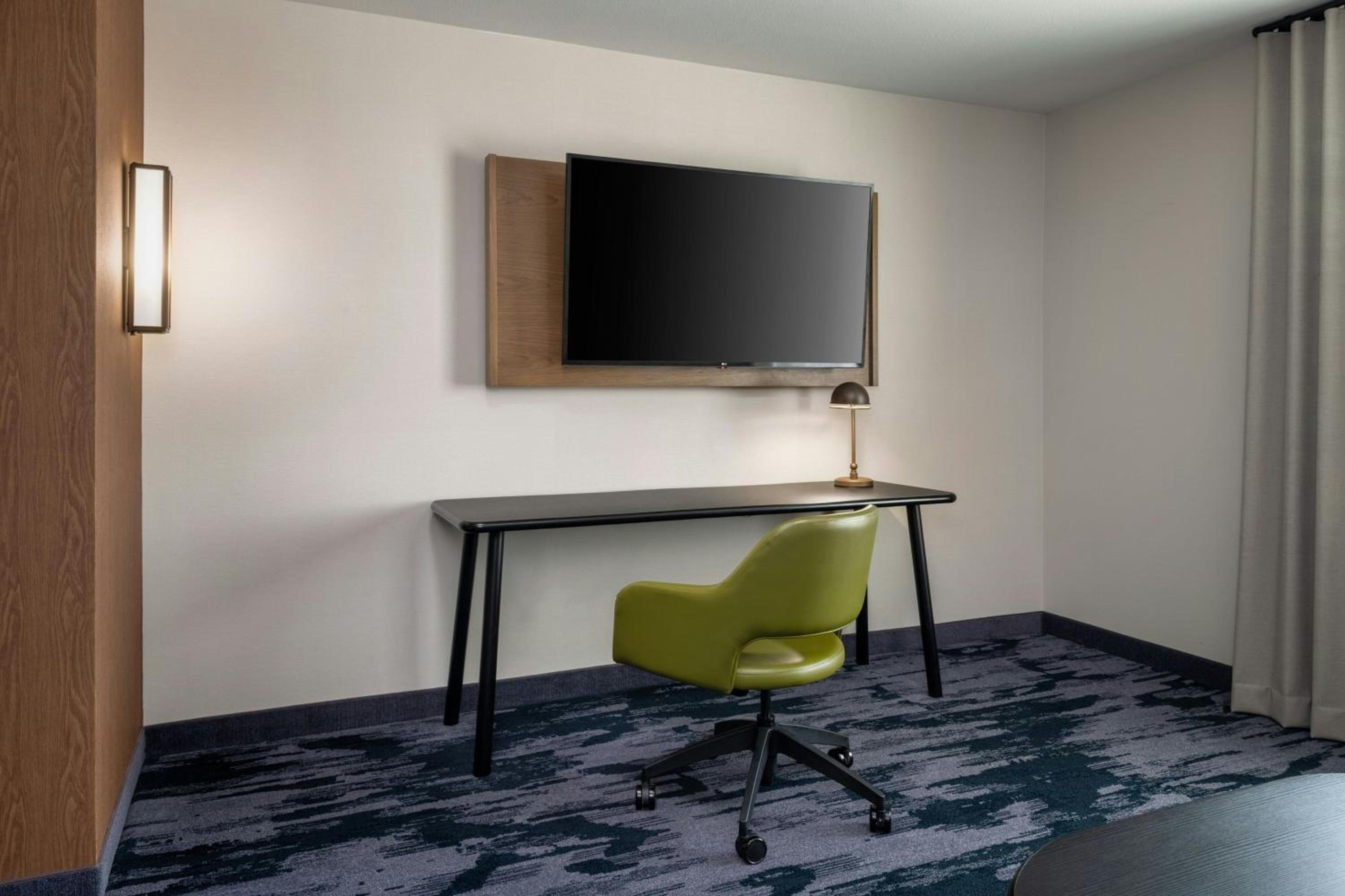 King Suite with Sofa Bed - Photo 3
