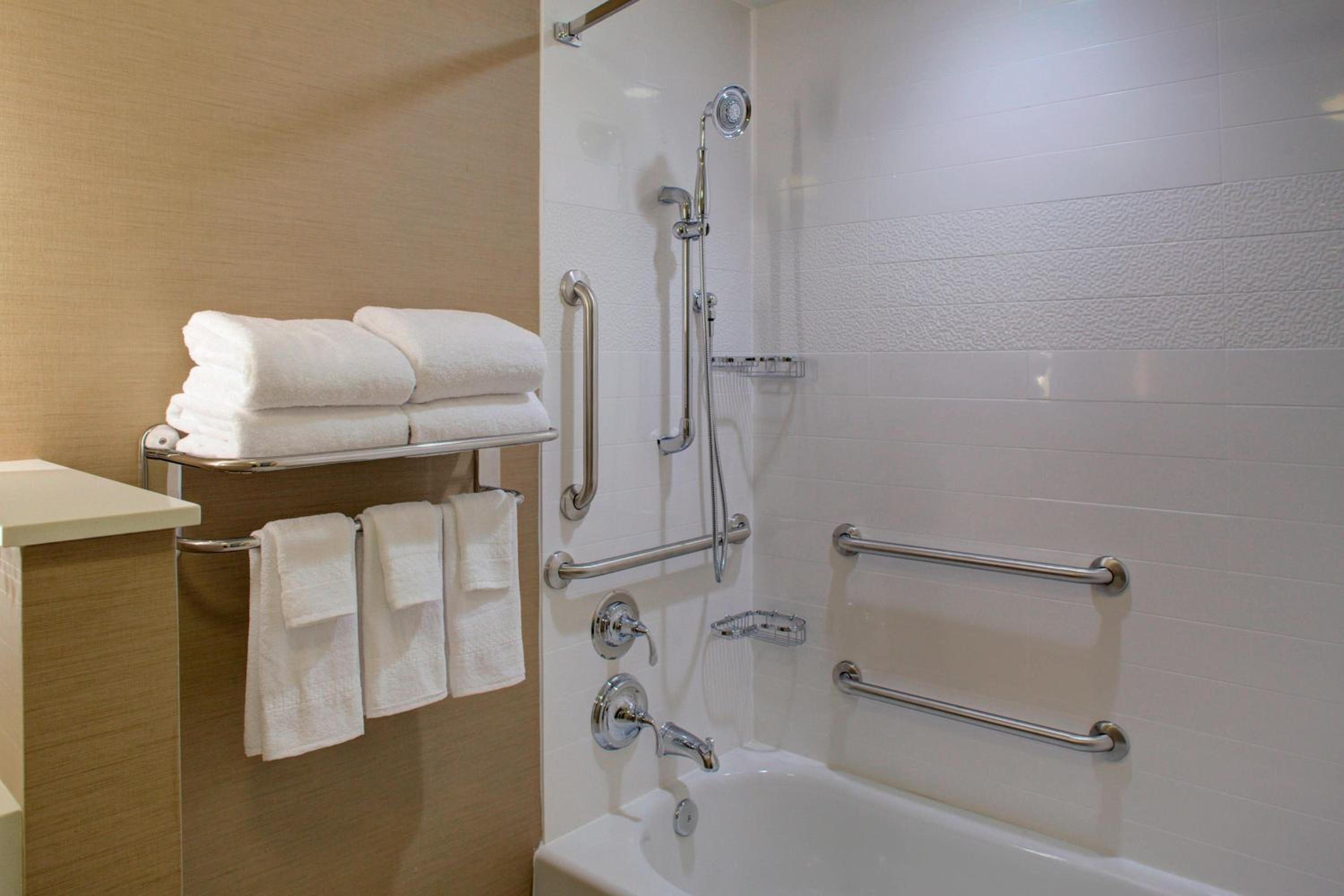 Queen Room with Two Queen Beds and Adapted Tub - Mobility and Hearing Accessible