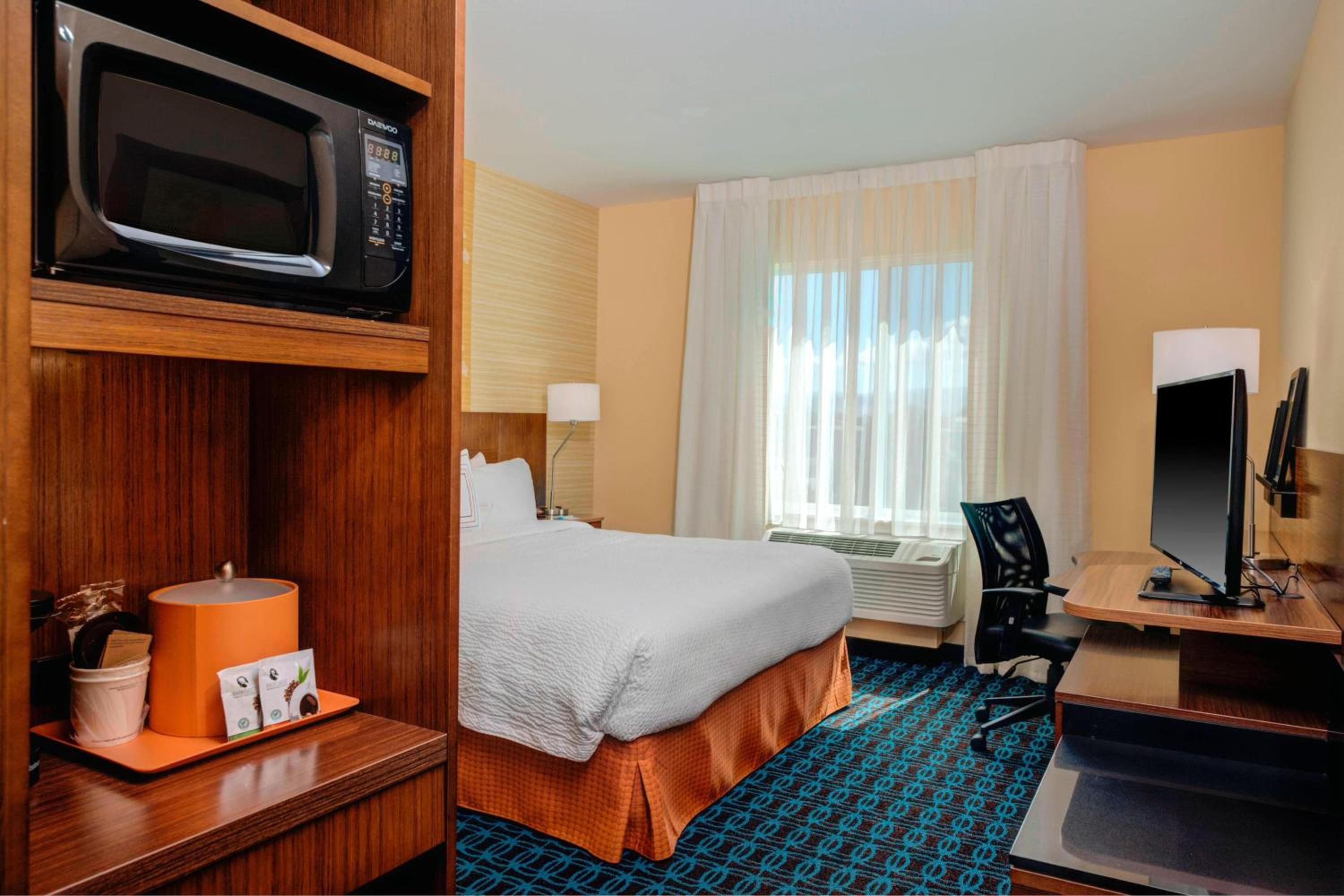 King Room with Roll-in Shower - Mobility and Hearing Accessible photo 1