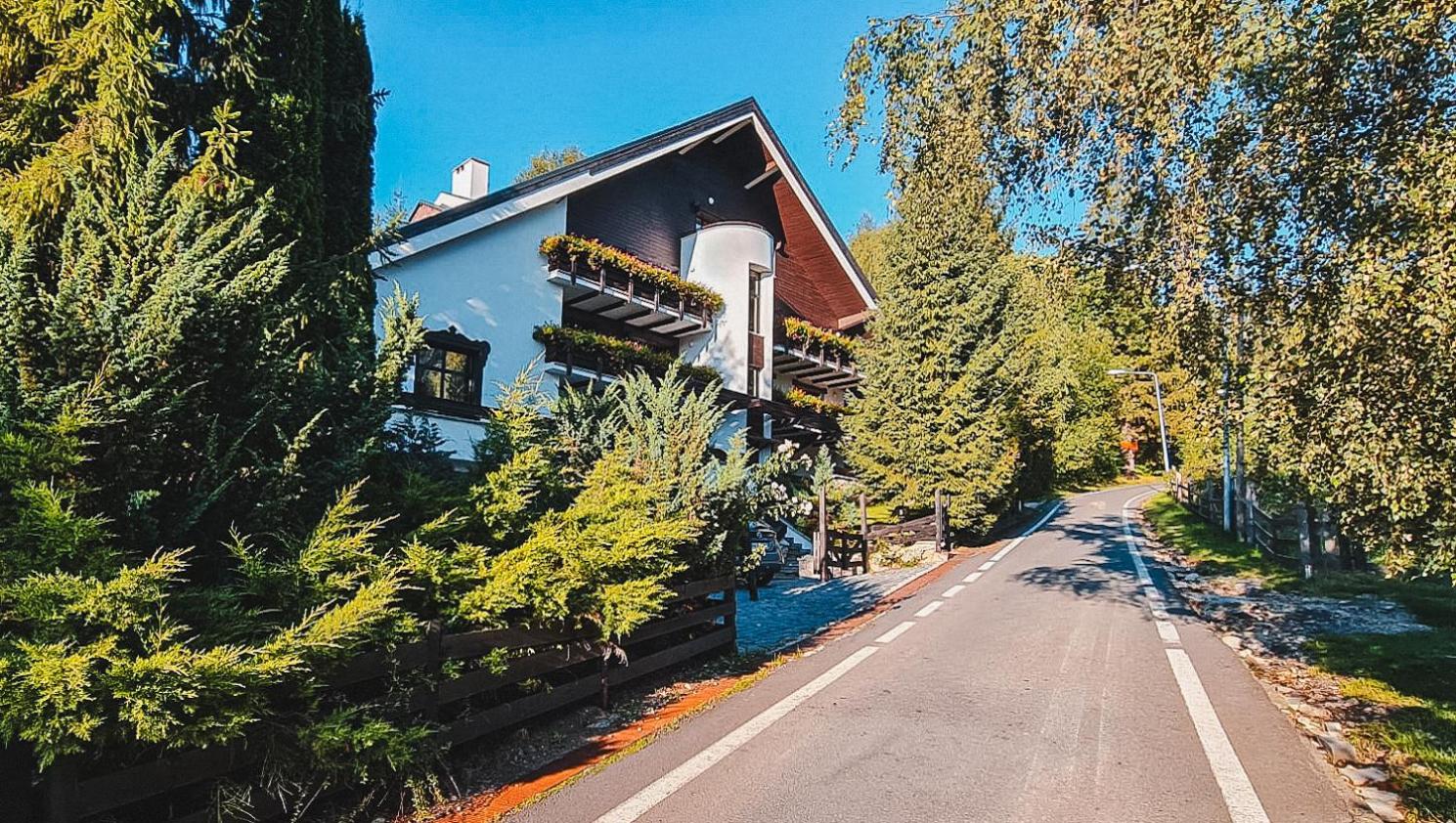 Chalet photo 1