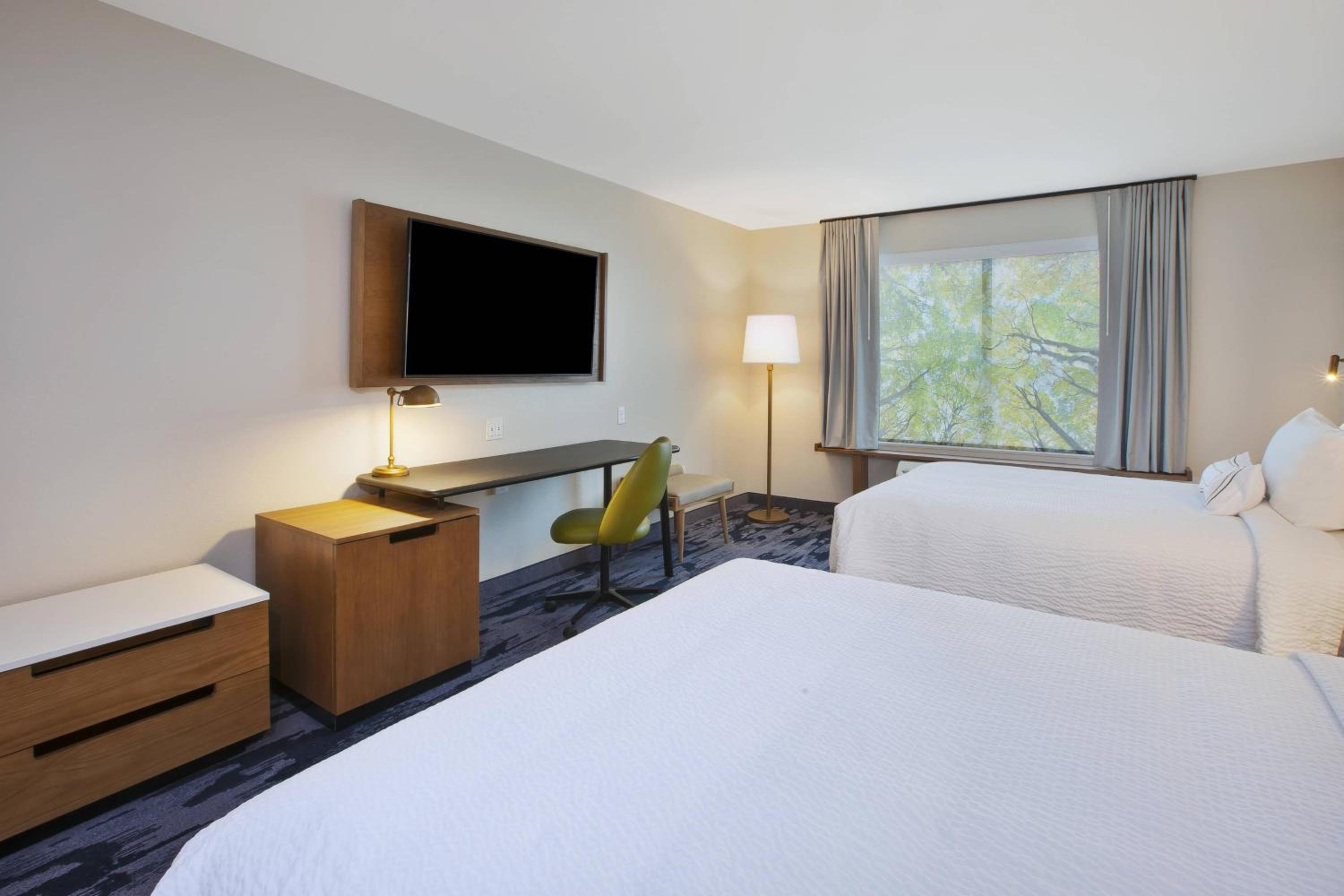 Queen Room with Two Queen Beds - Hearing Accessible photo 1