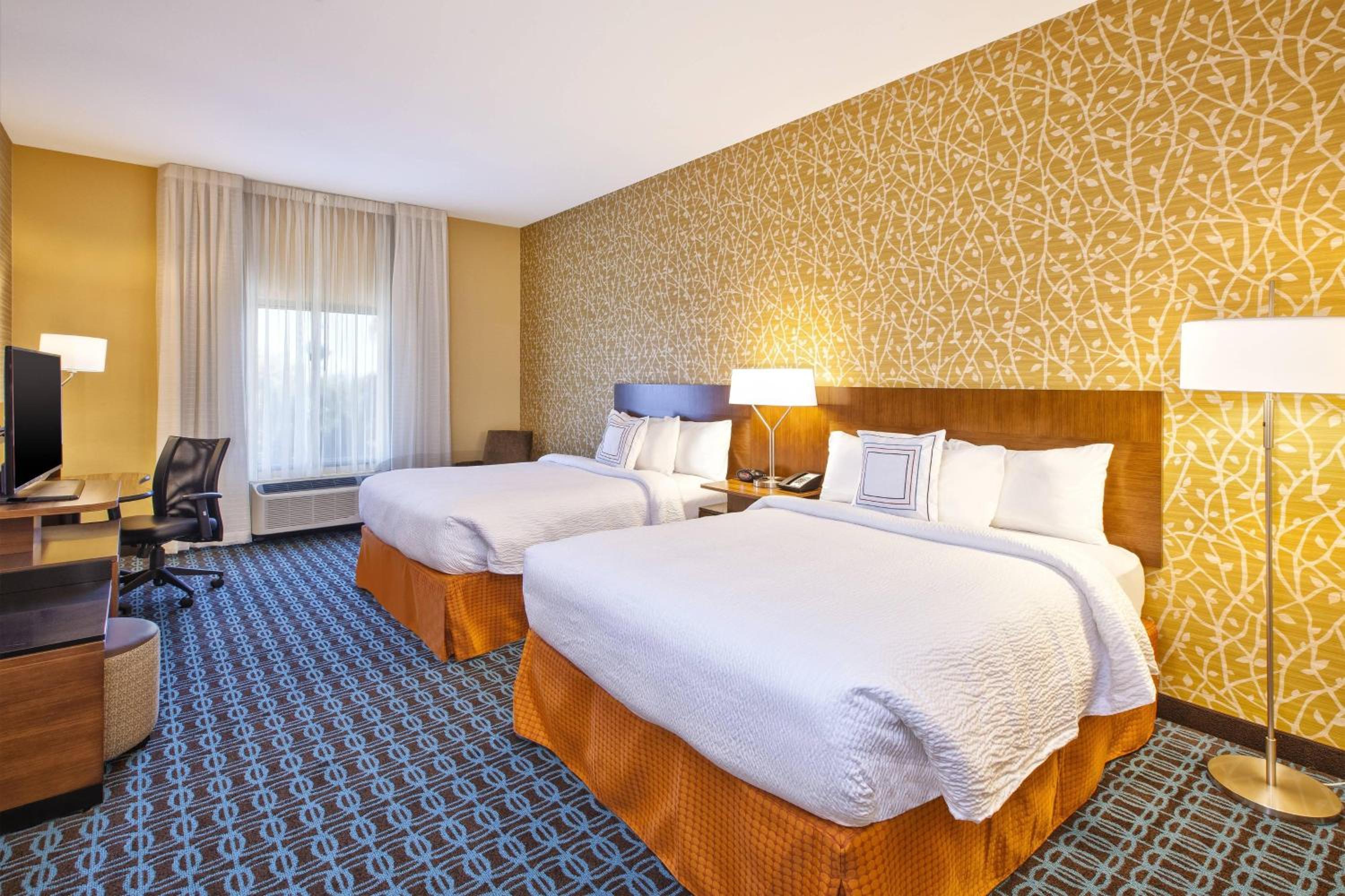 Queen Room with Two Queen Beds and Roll-in Shower - Mobility and Hearing Accessible