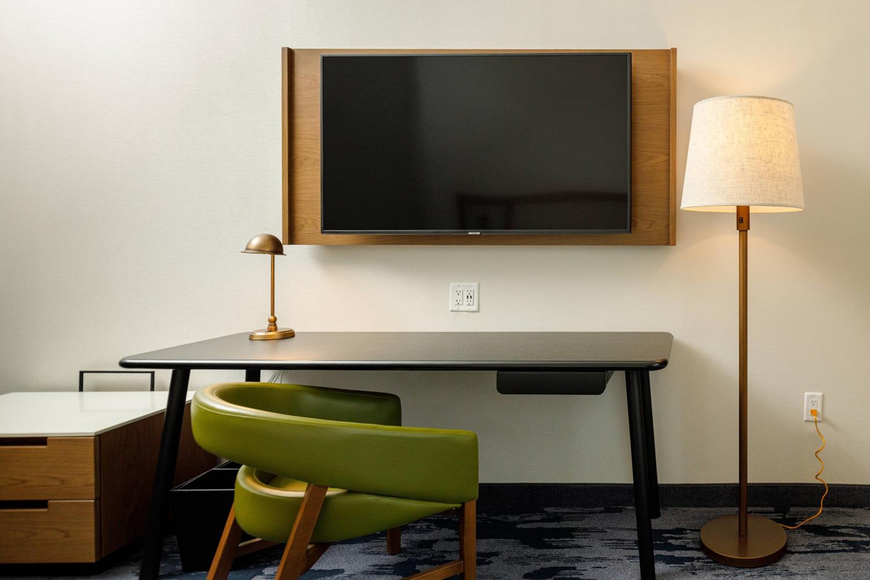Queen Room with Two Queen Beds - Hearing Accessible photo 2