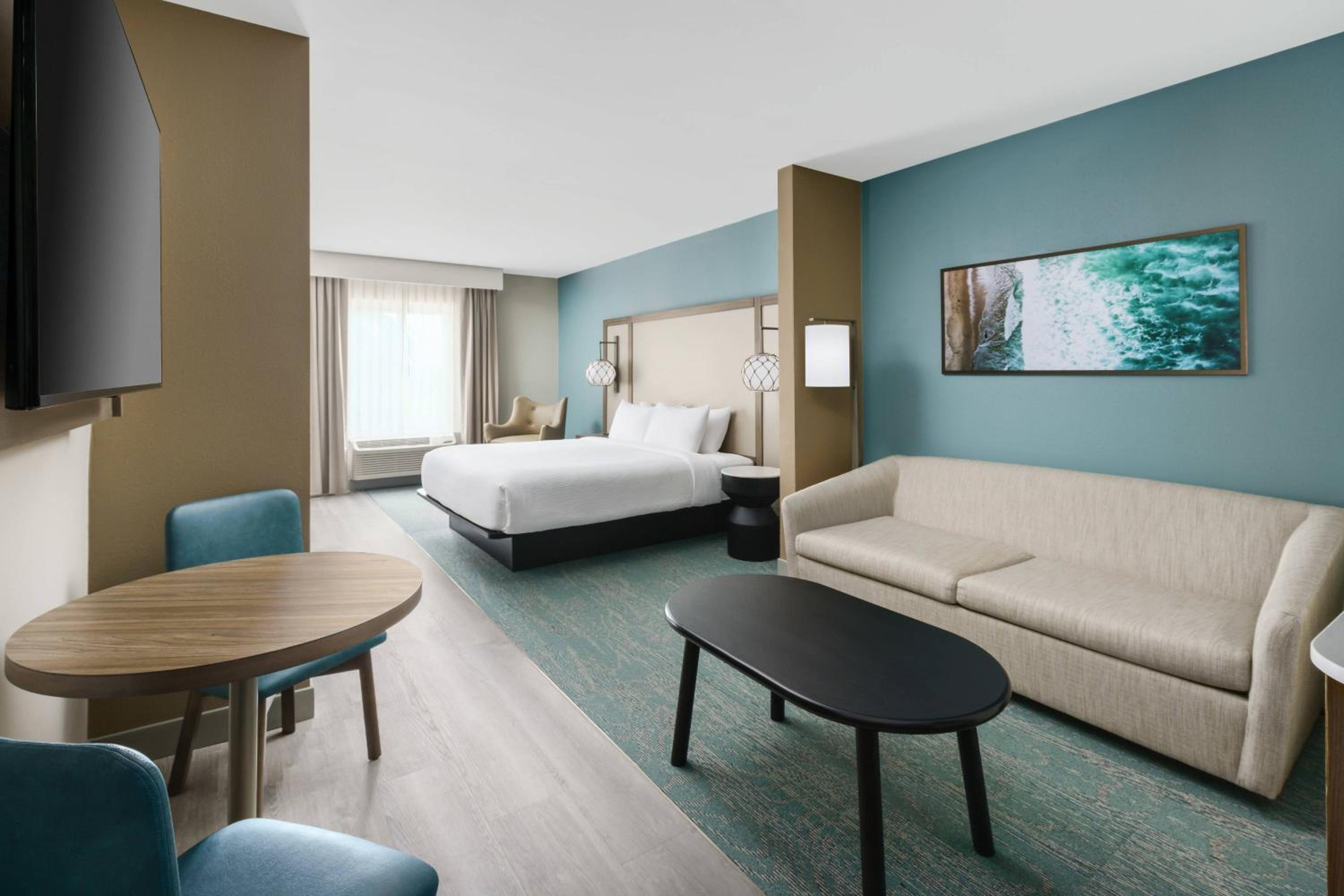 King Suite with Sofa Bed