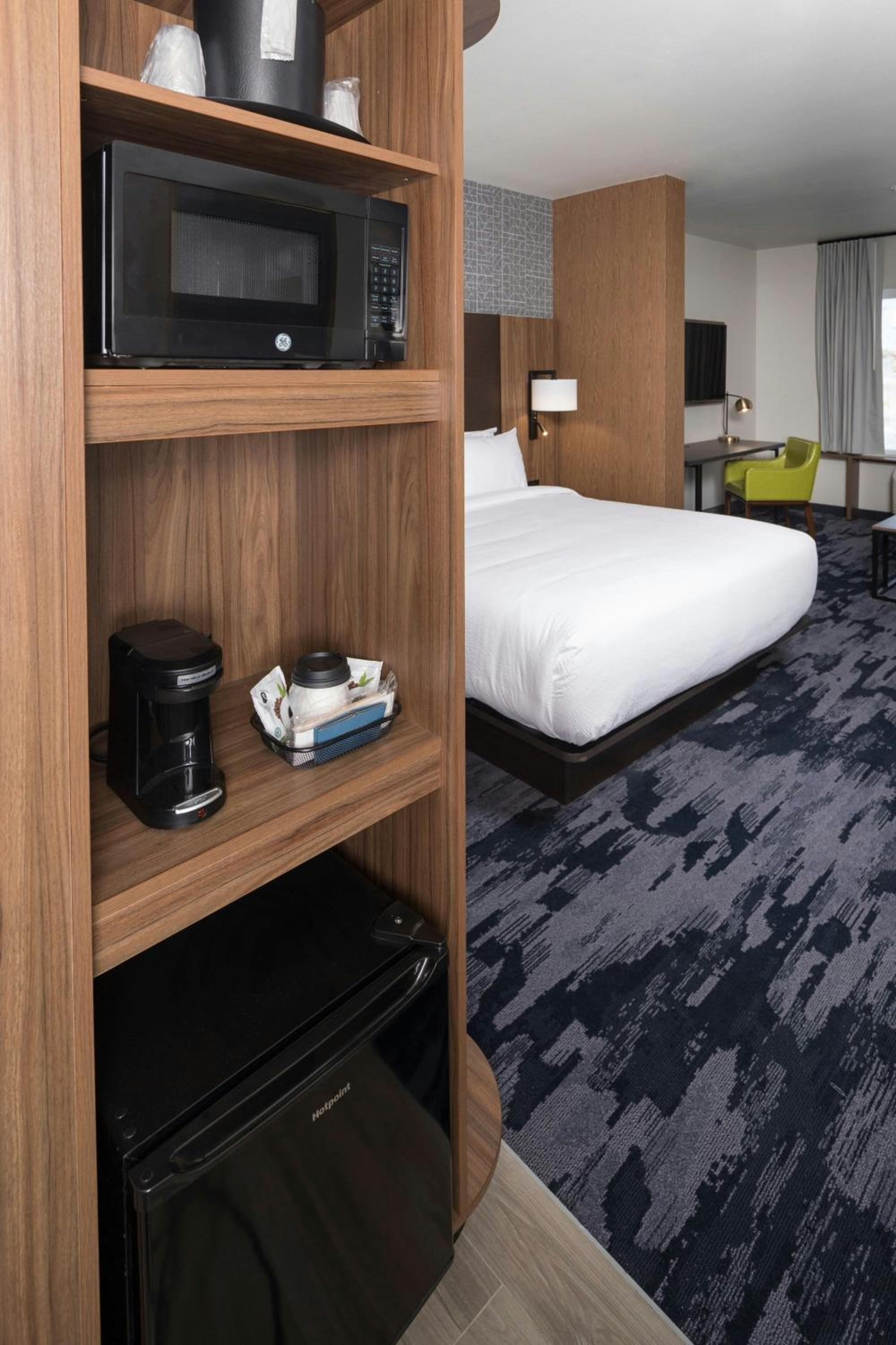King Suite with Sofa Bed - Photo 5