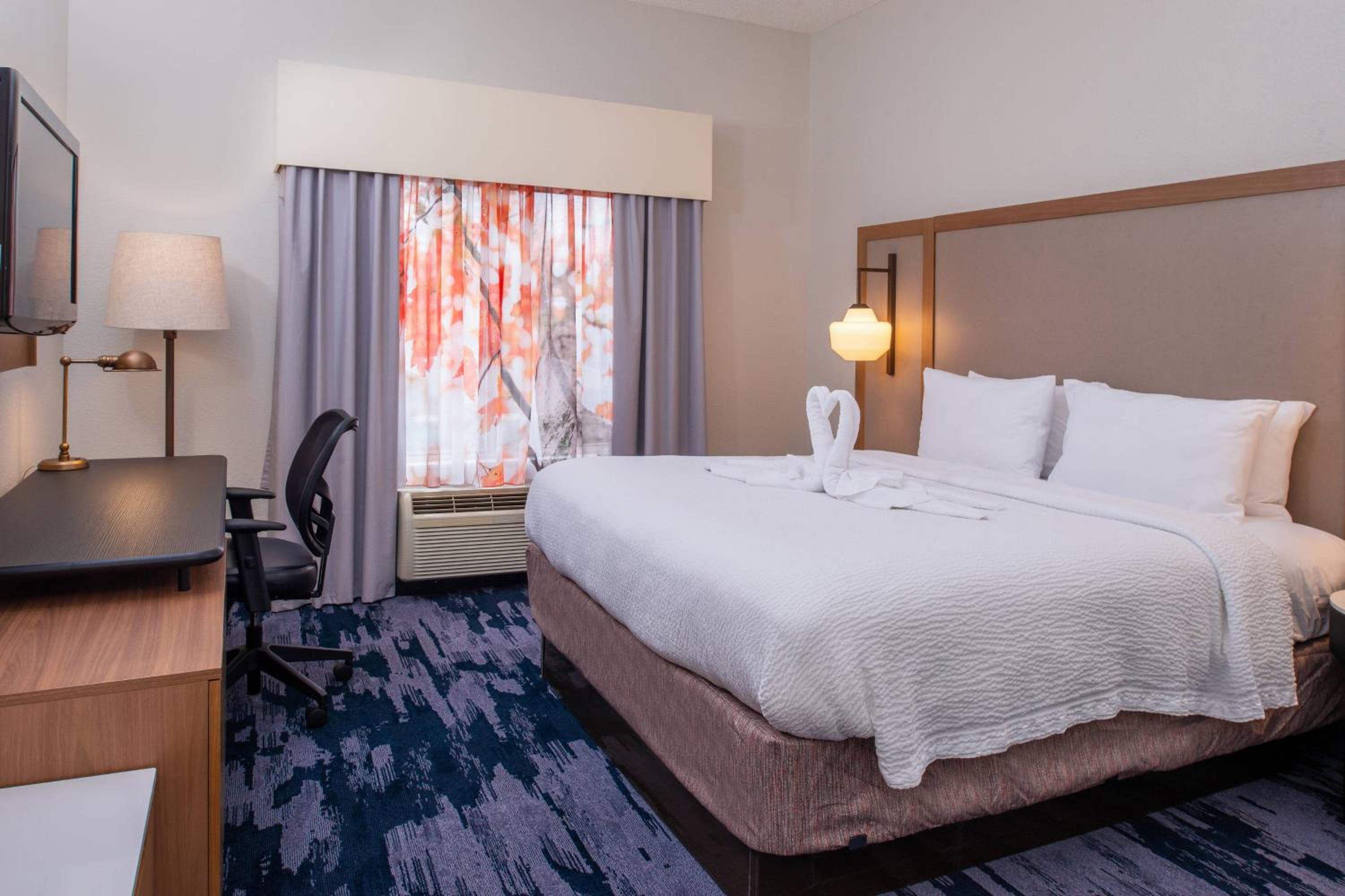 King Room - Hearing Accessible - Photo 1