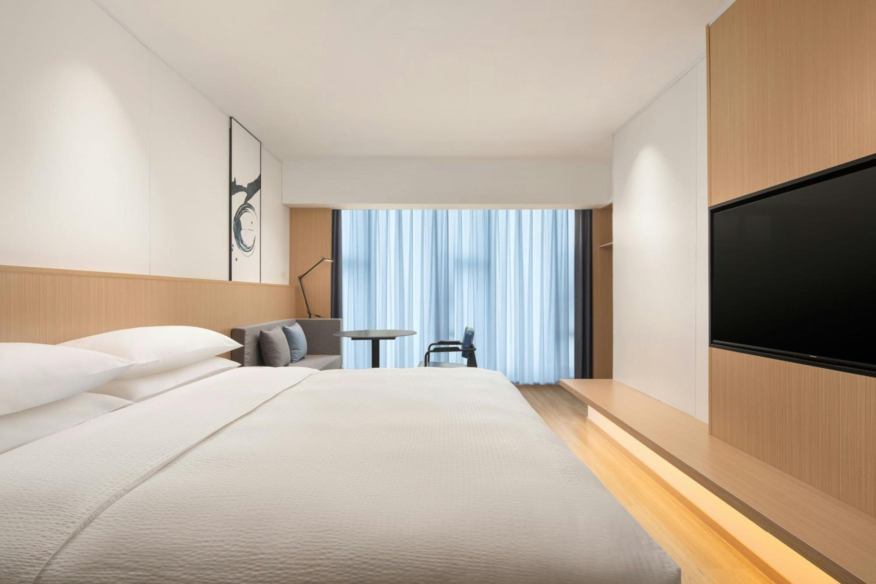 King Suite with Sofa Bed and City View