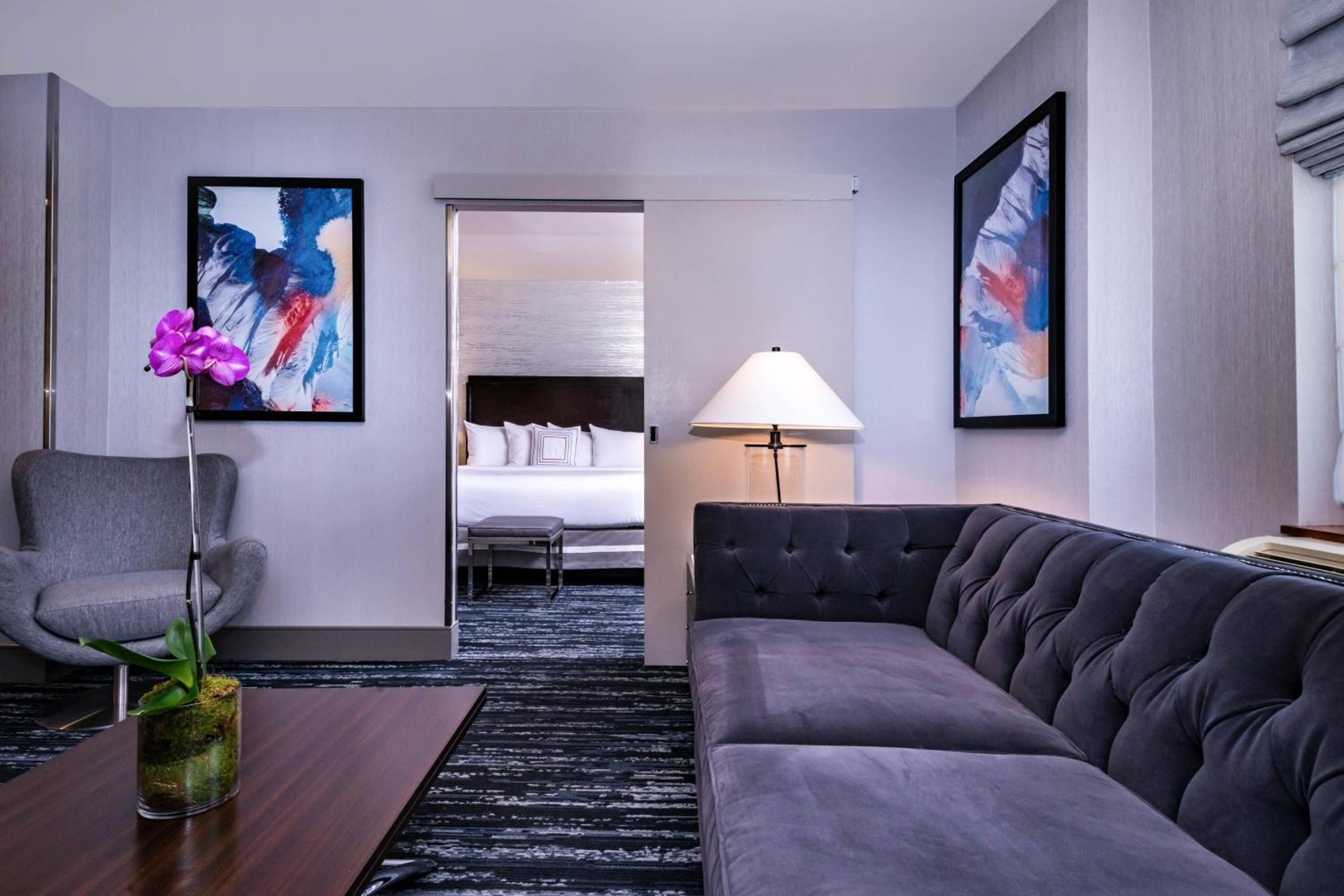 Penthouse Suite - City View