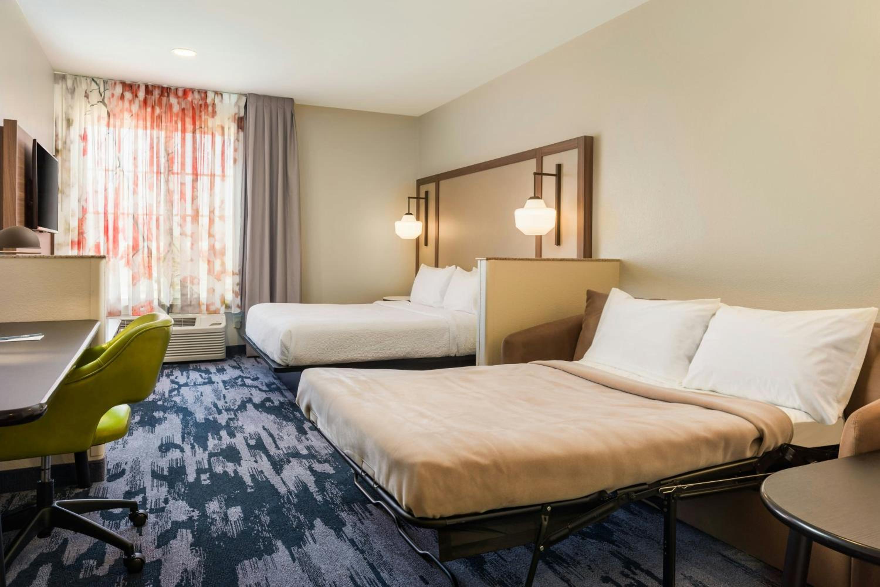Extended King Suite with Sofa Bed - Hearing Accessible photo 2