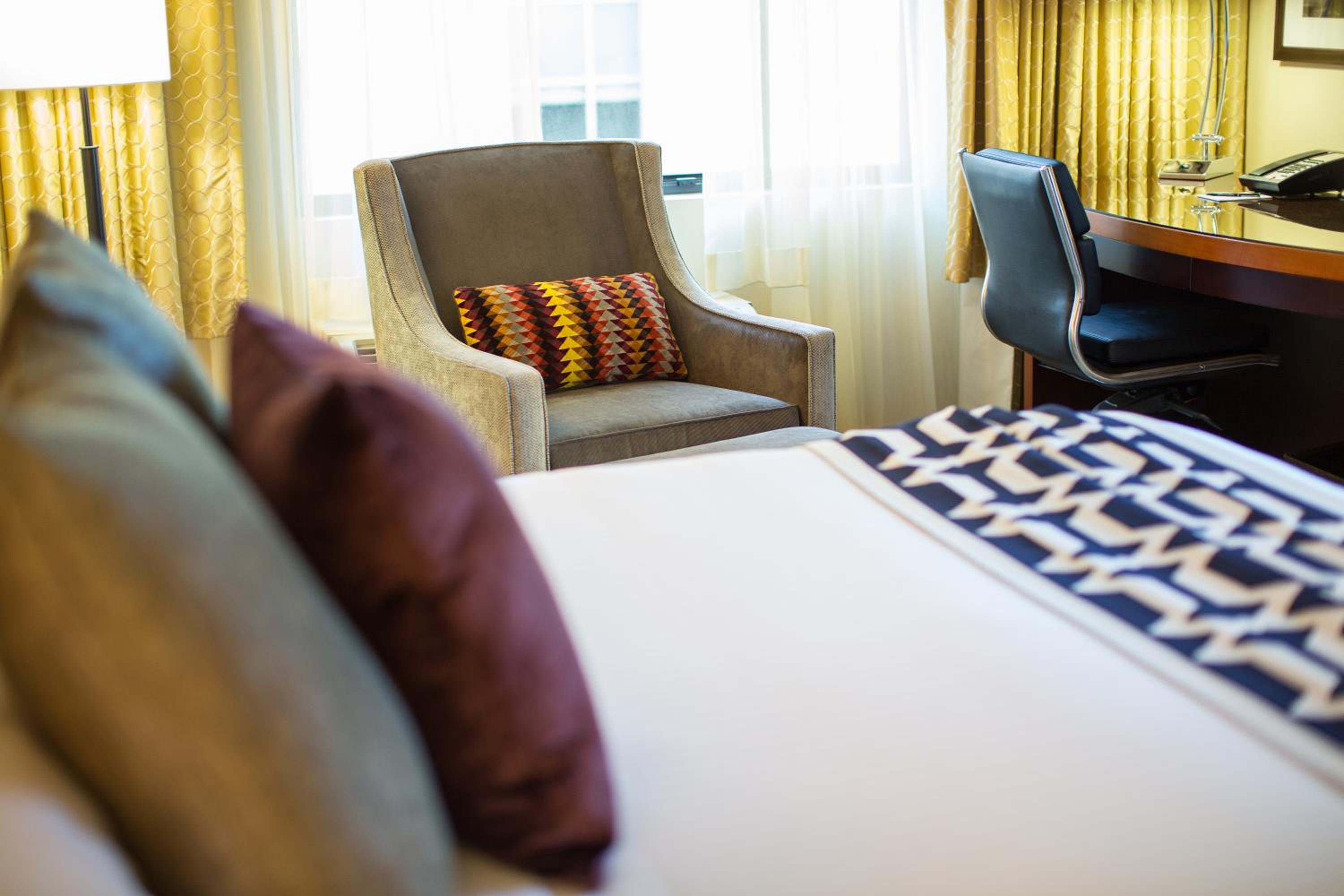 Queen Room with Two Queen Beds - Photo 1