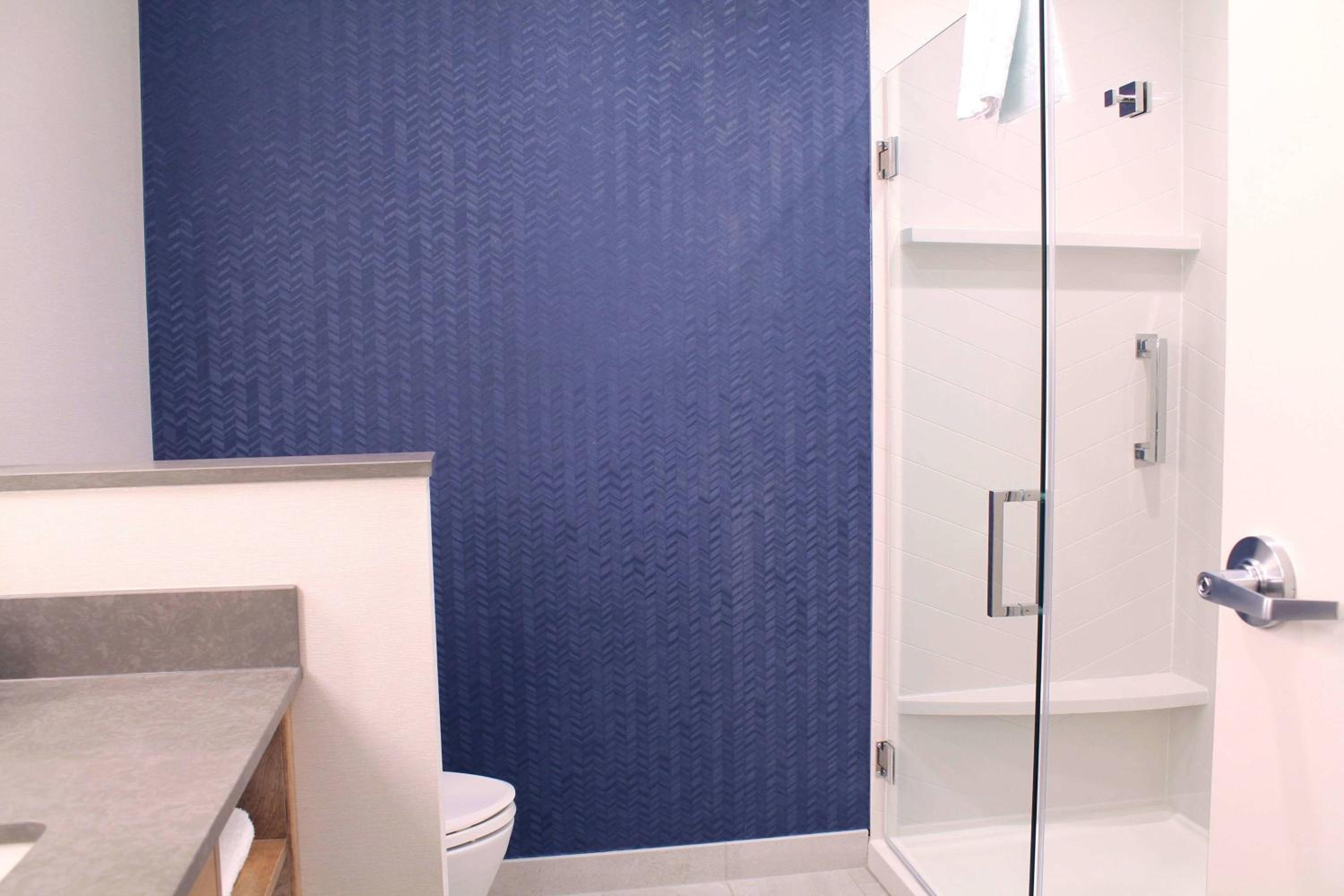 King Room - Hearing Accessible - Photo 3