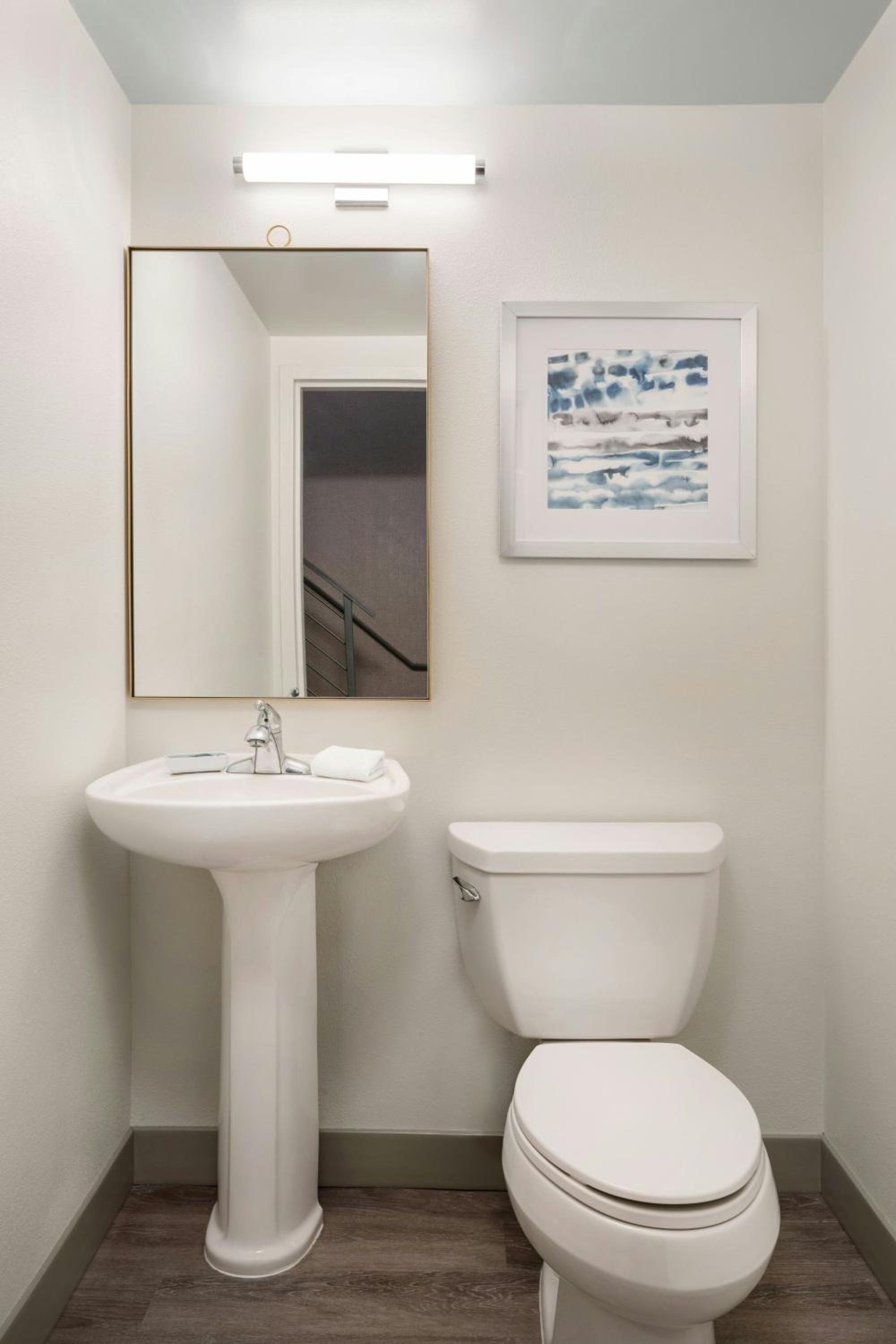 Bi-Level King Loft - Hearing Accessible
