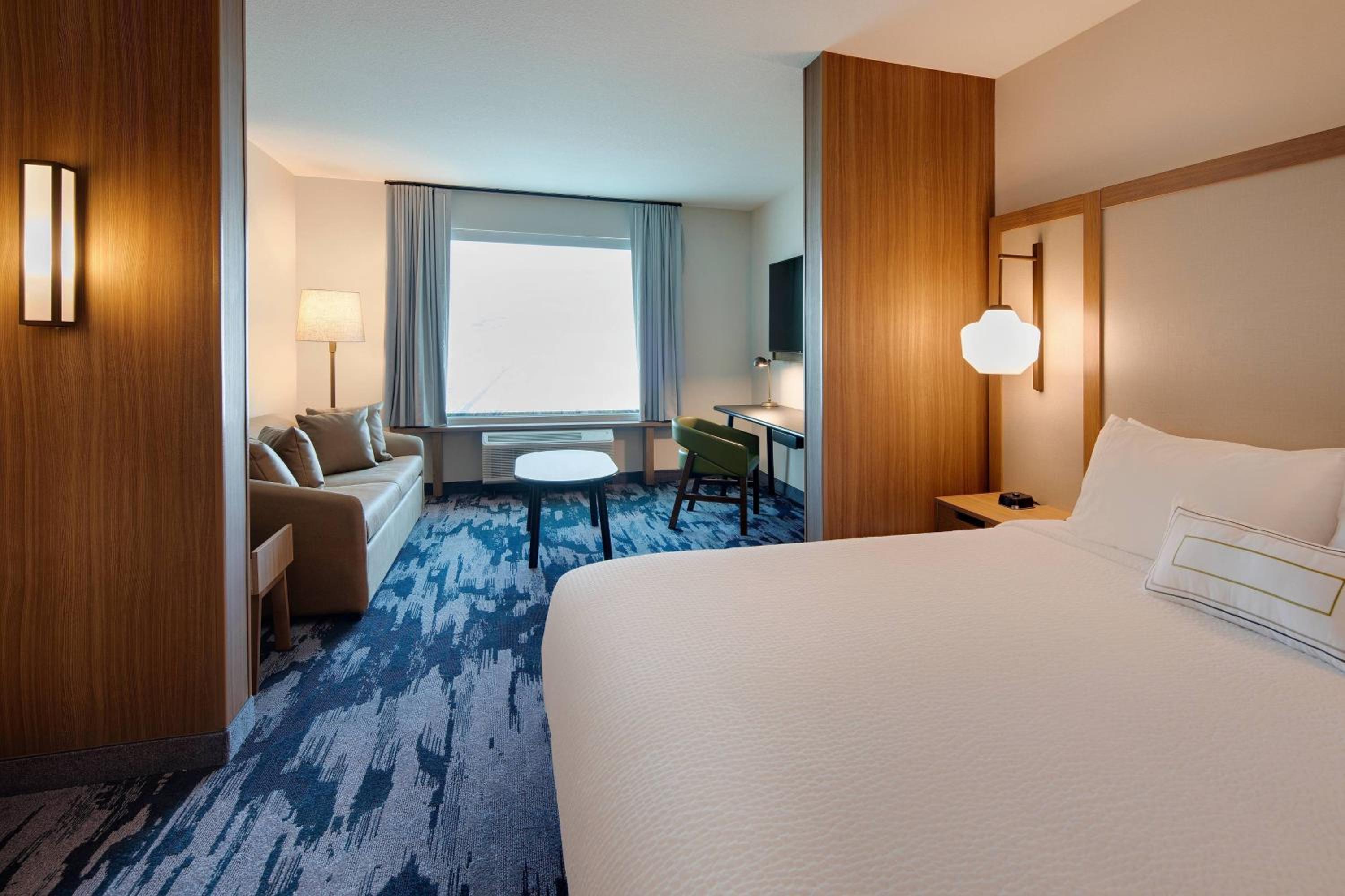 King Suite with Sofa Bed - Hearing Accessible - Photo 5