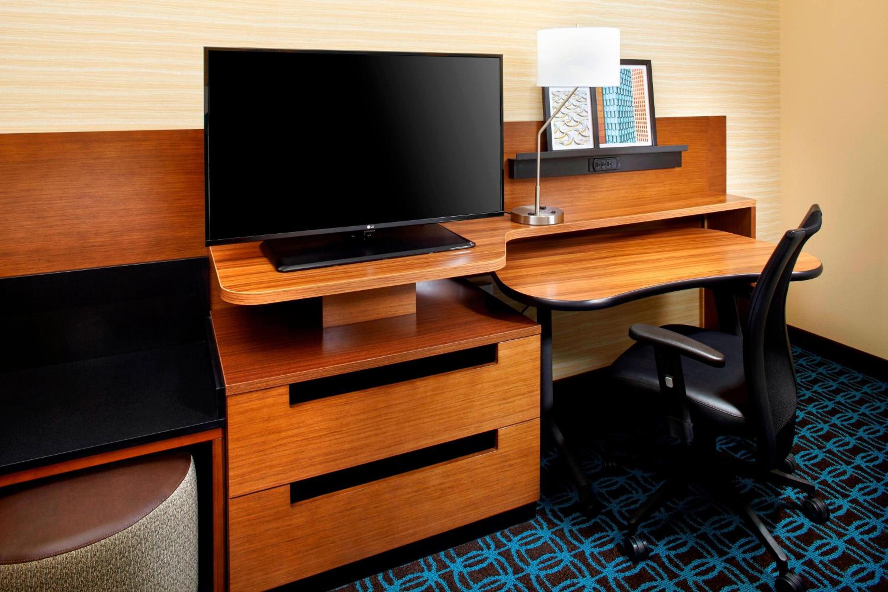 Fairfield by Marriott Inn & Suites Wheeling at The Highlands