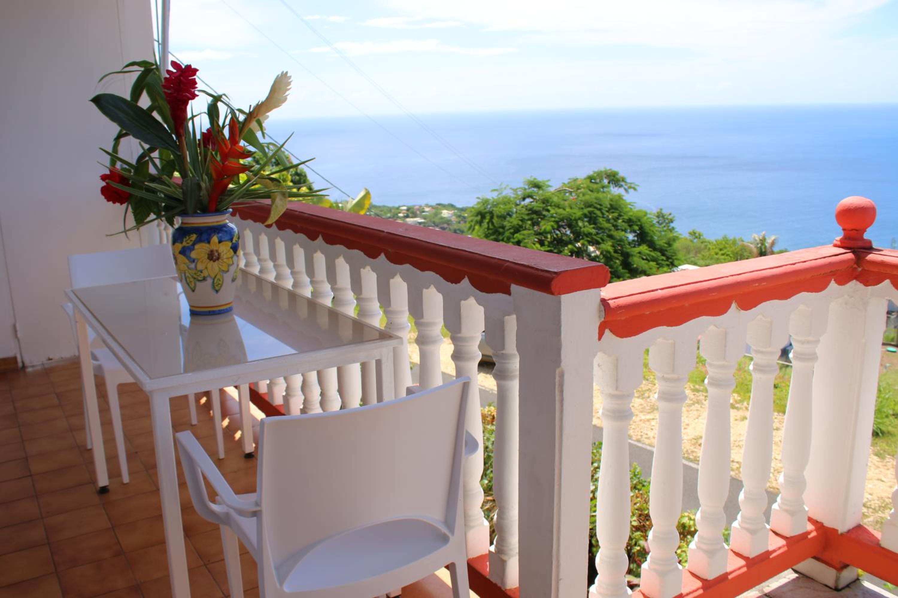 Studio Apartment with Sea View photo 2