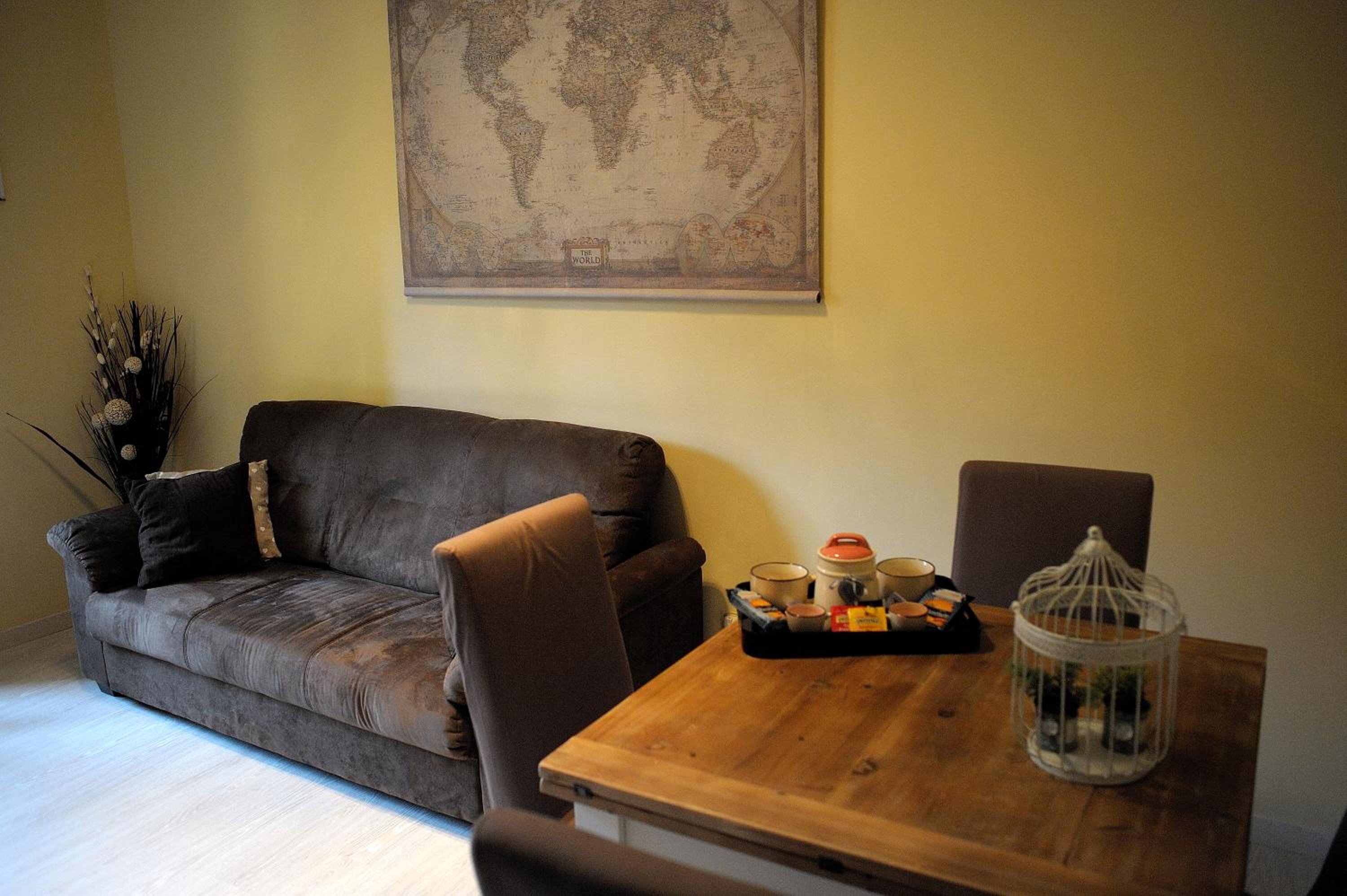 Three-Bedroom Deluxe Apartment photo 2