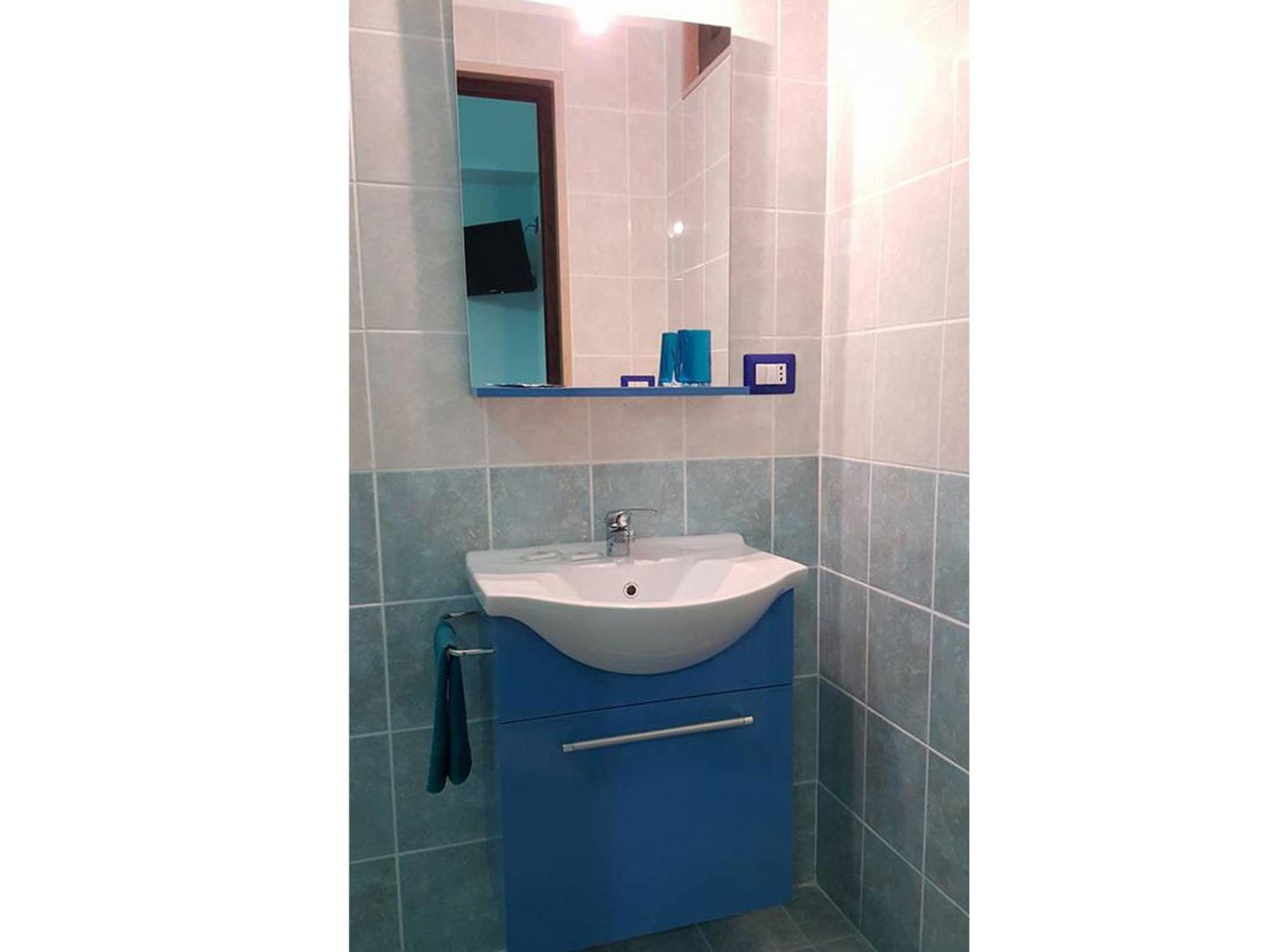 Classic Room with Private Bathroom photo 3