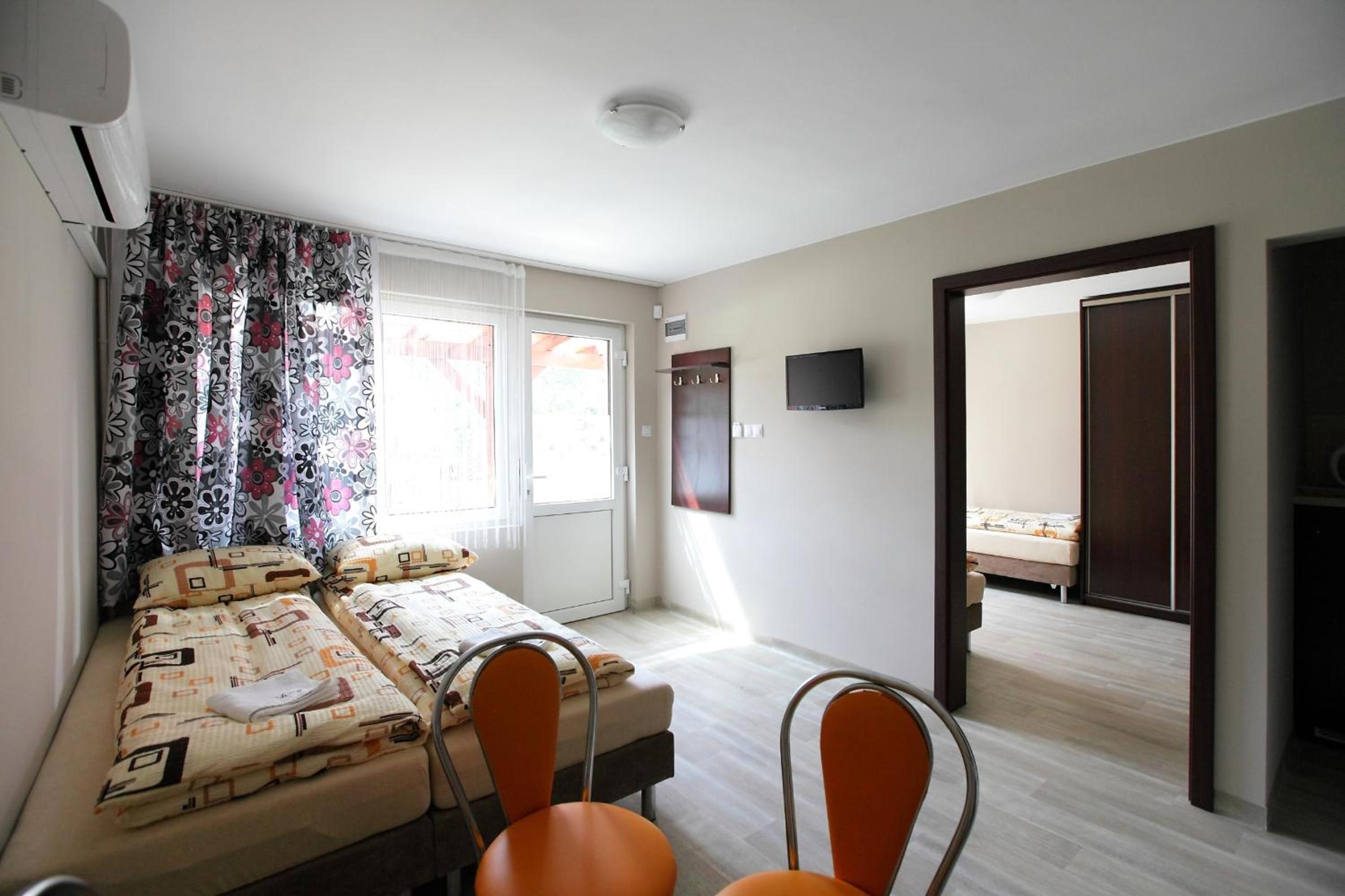 Apartment - Photo 6