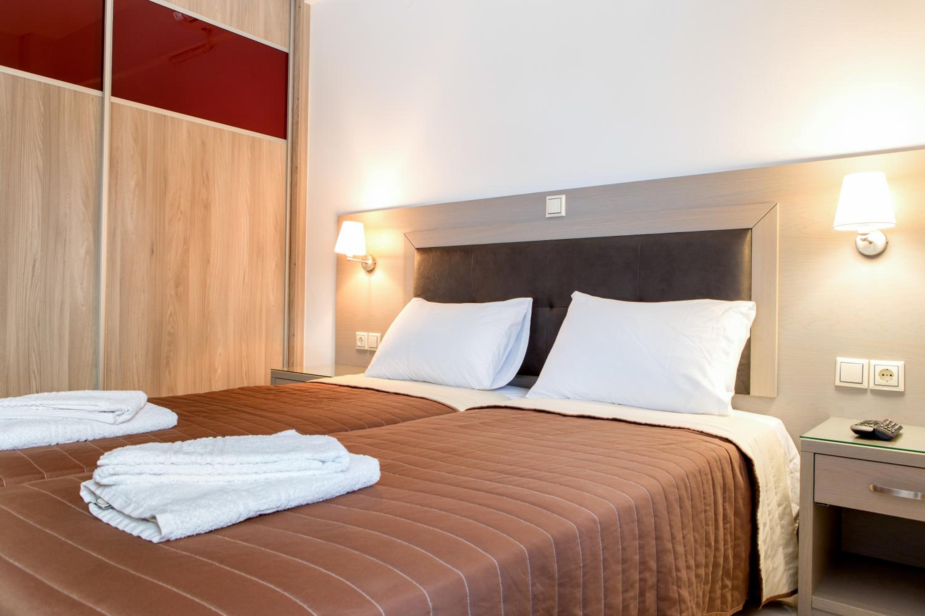 Executive One-Bedroom Apartment with Sea View