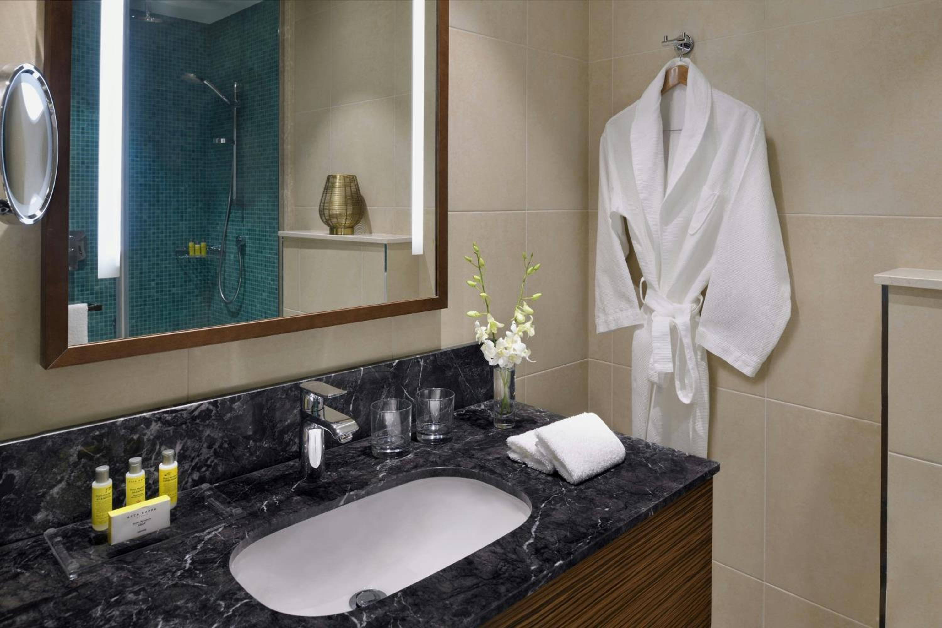 Two-Bedroom Larger Apartment - Photo 6