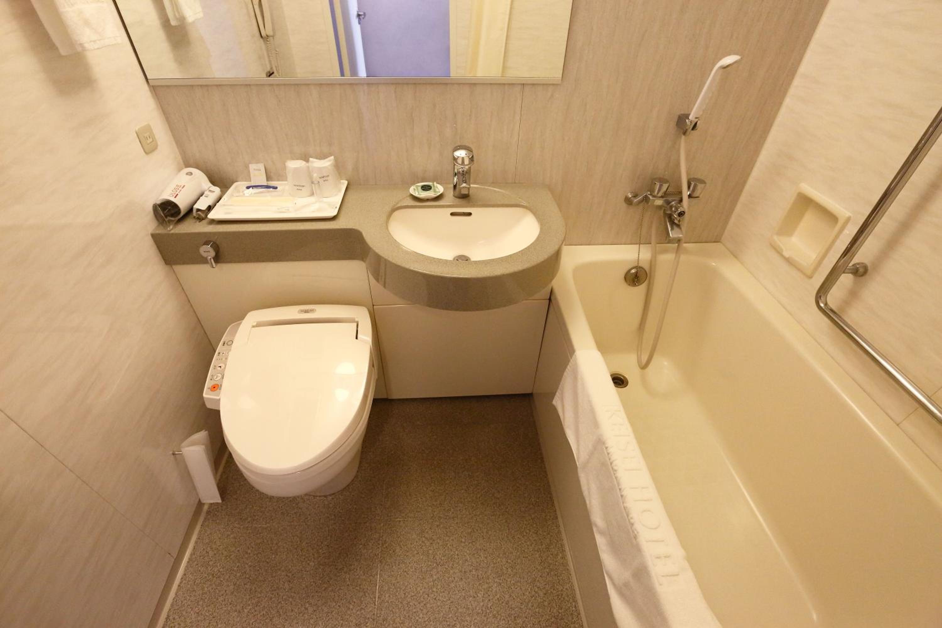 Standard Room - Non-Smoking photo 2