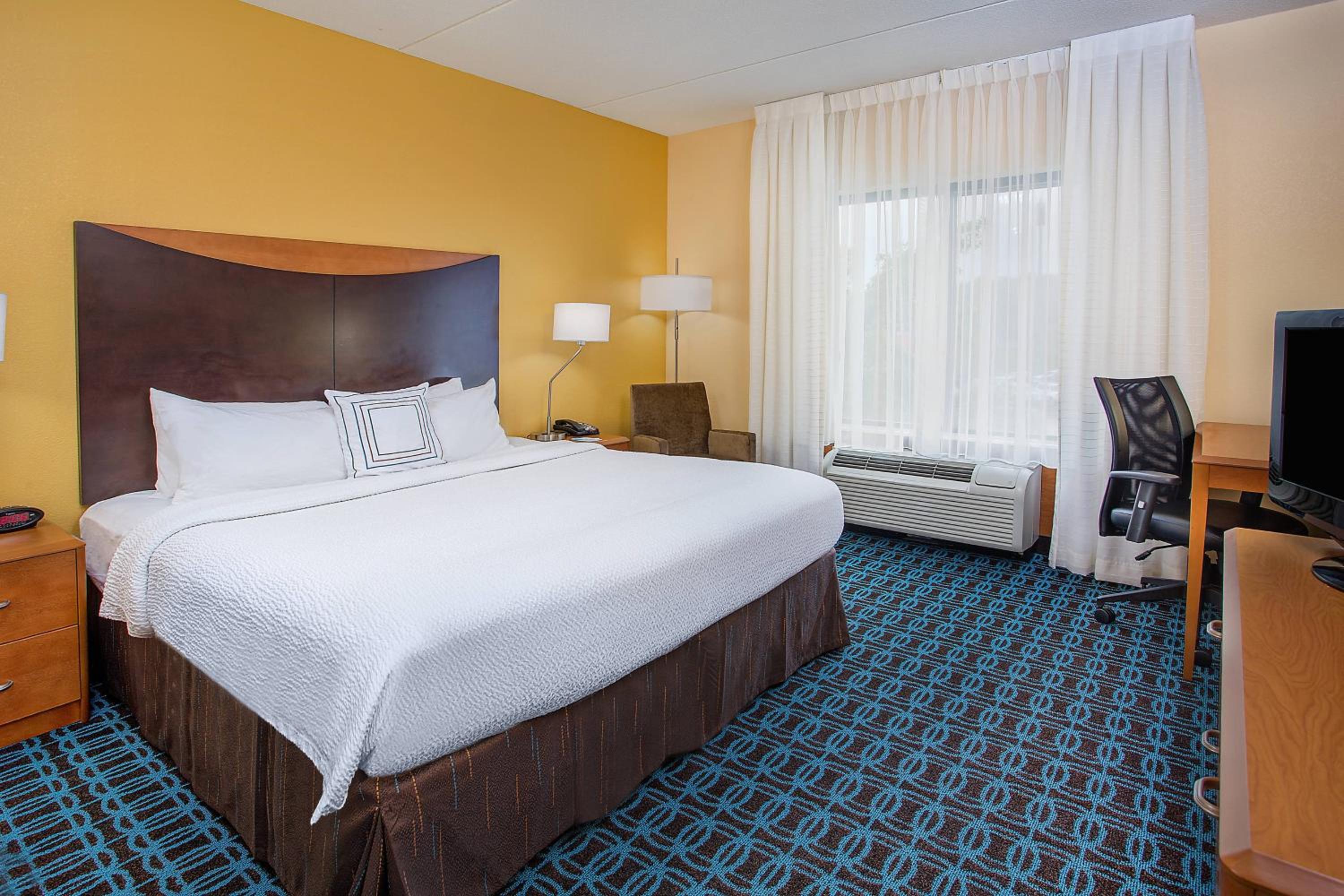 King Room - Hearing Accessible - Photo 1