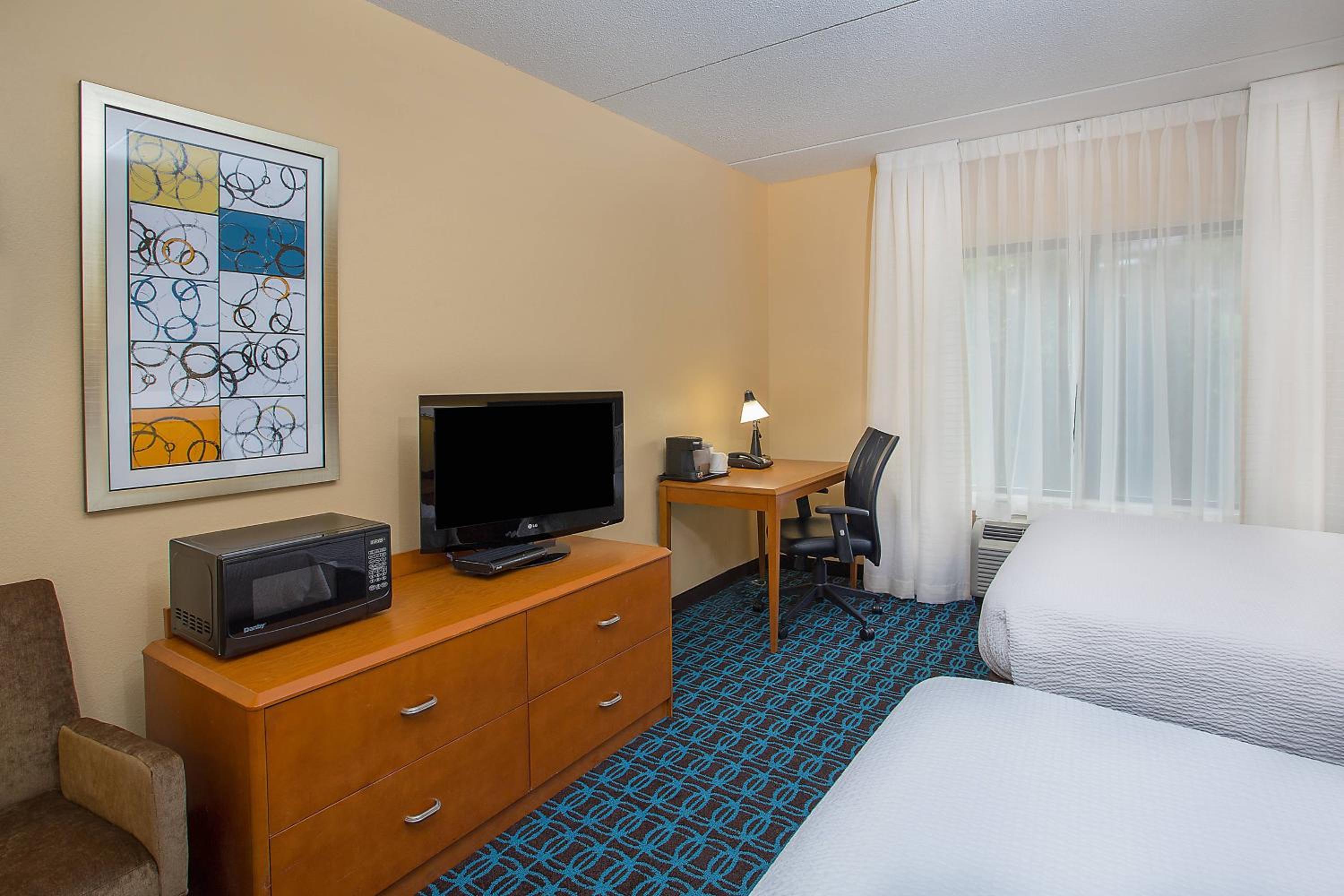 King Room - Hearing Accessible - Photo 2