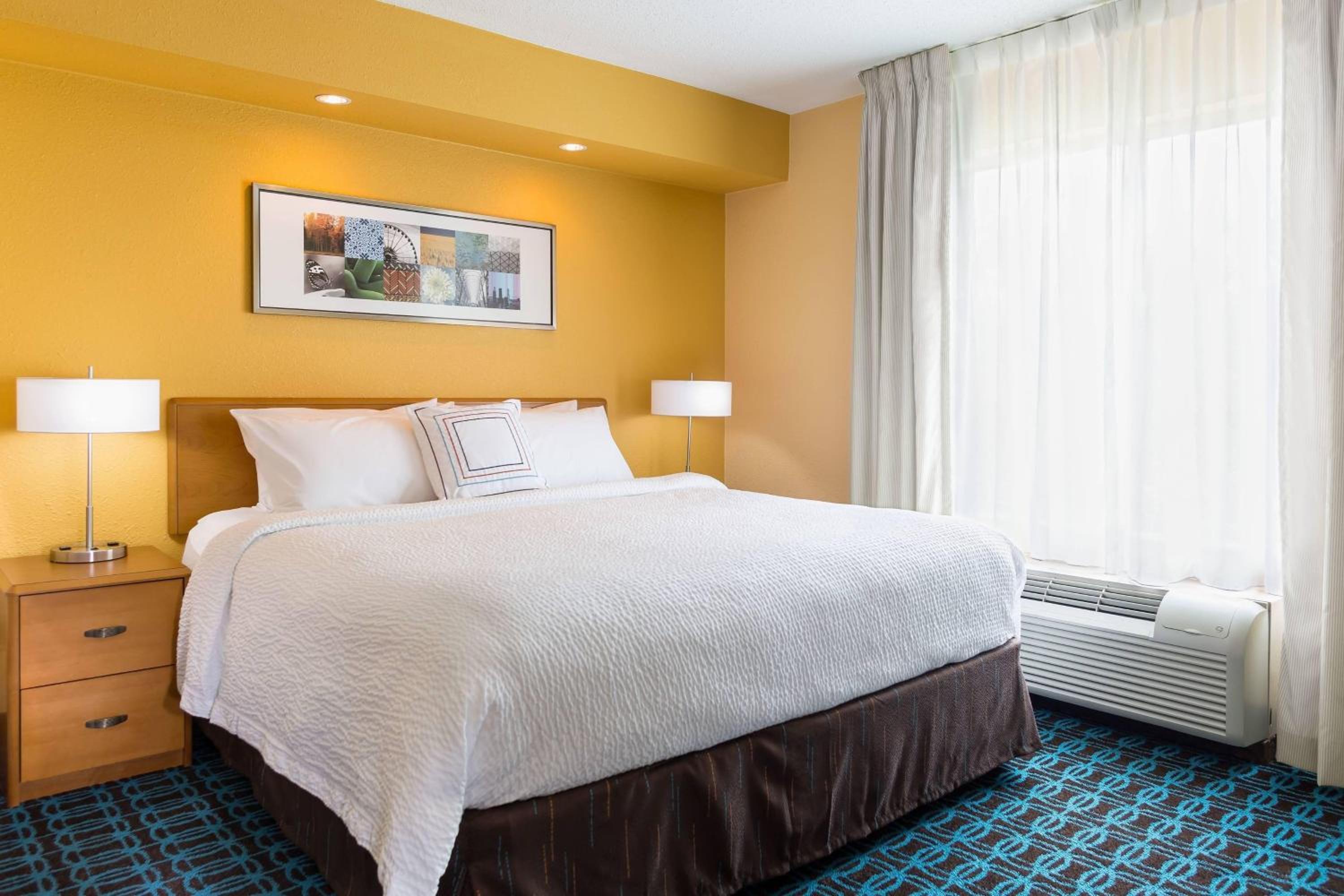 King Suite with Sofa Bed - Photo 3