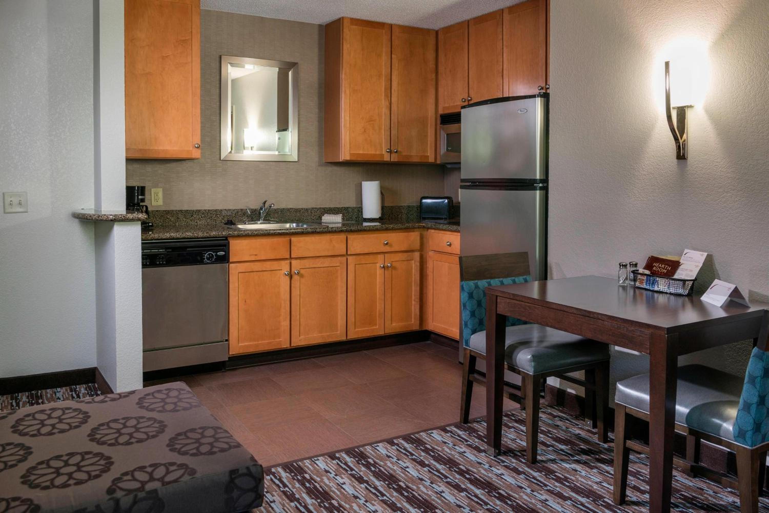One-Bedroom King Suite with Sofa Bed - Hearing Accessible photo 2