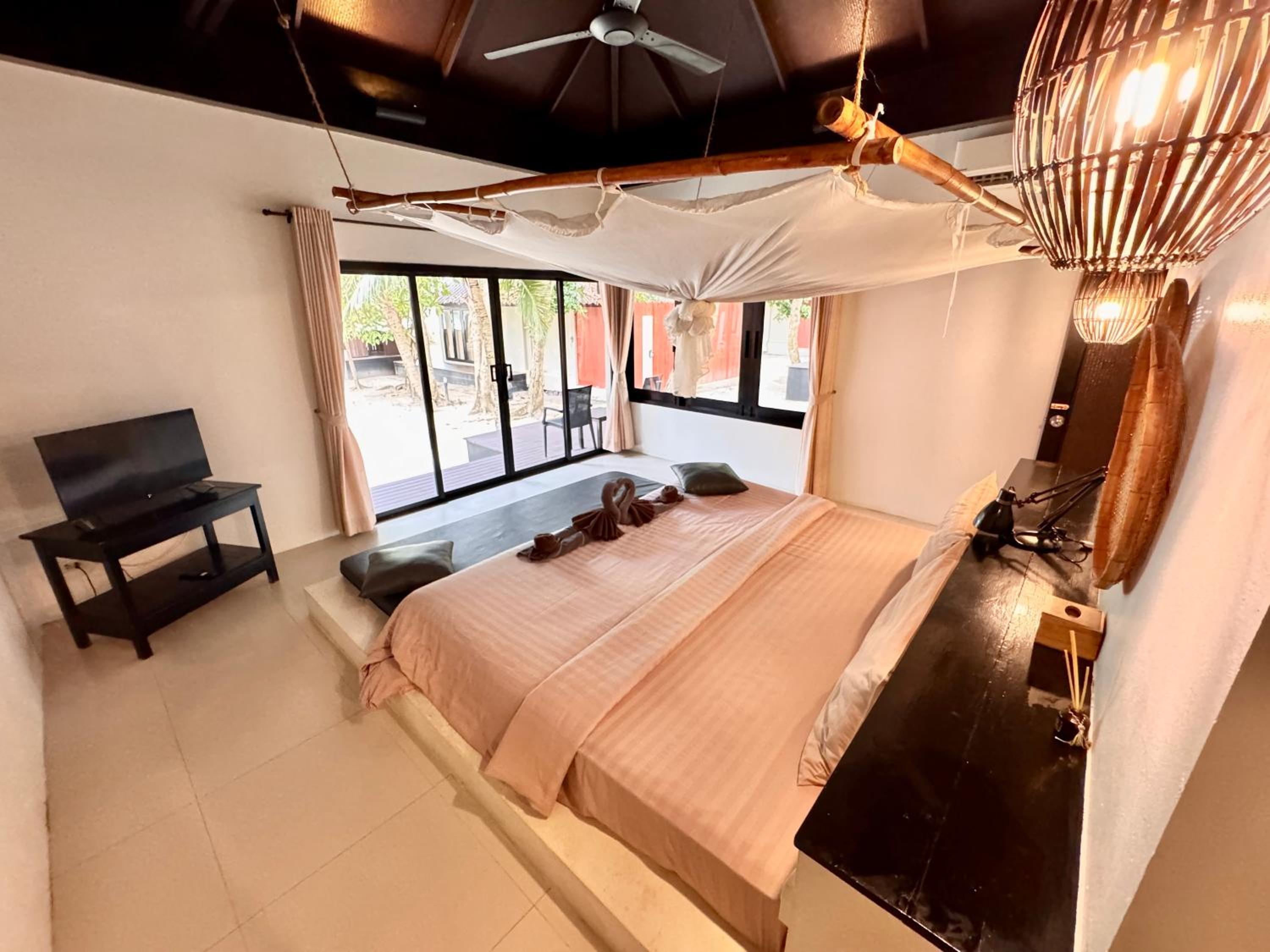 Two-Bedroom Villa - Photo 3