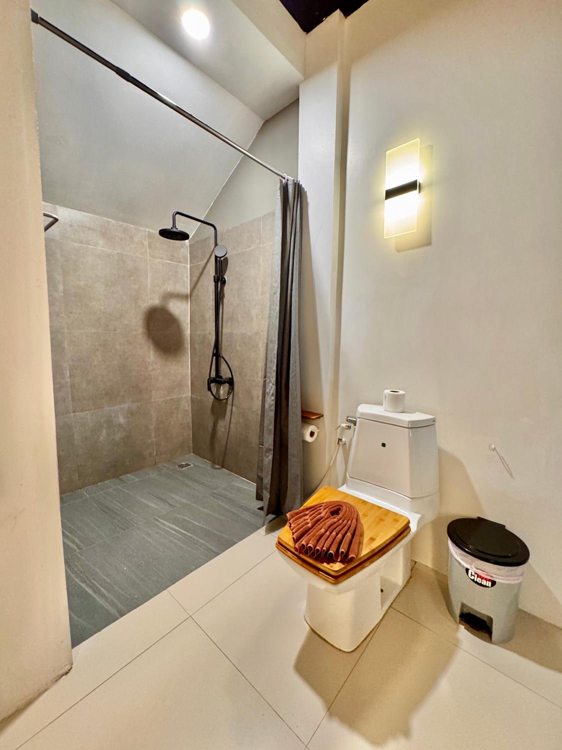 Two-Bedroom Villa - Photo 11