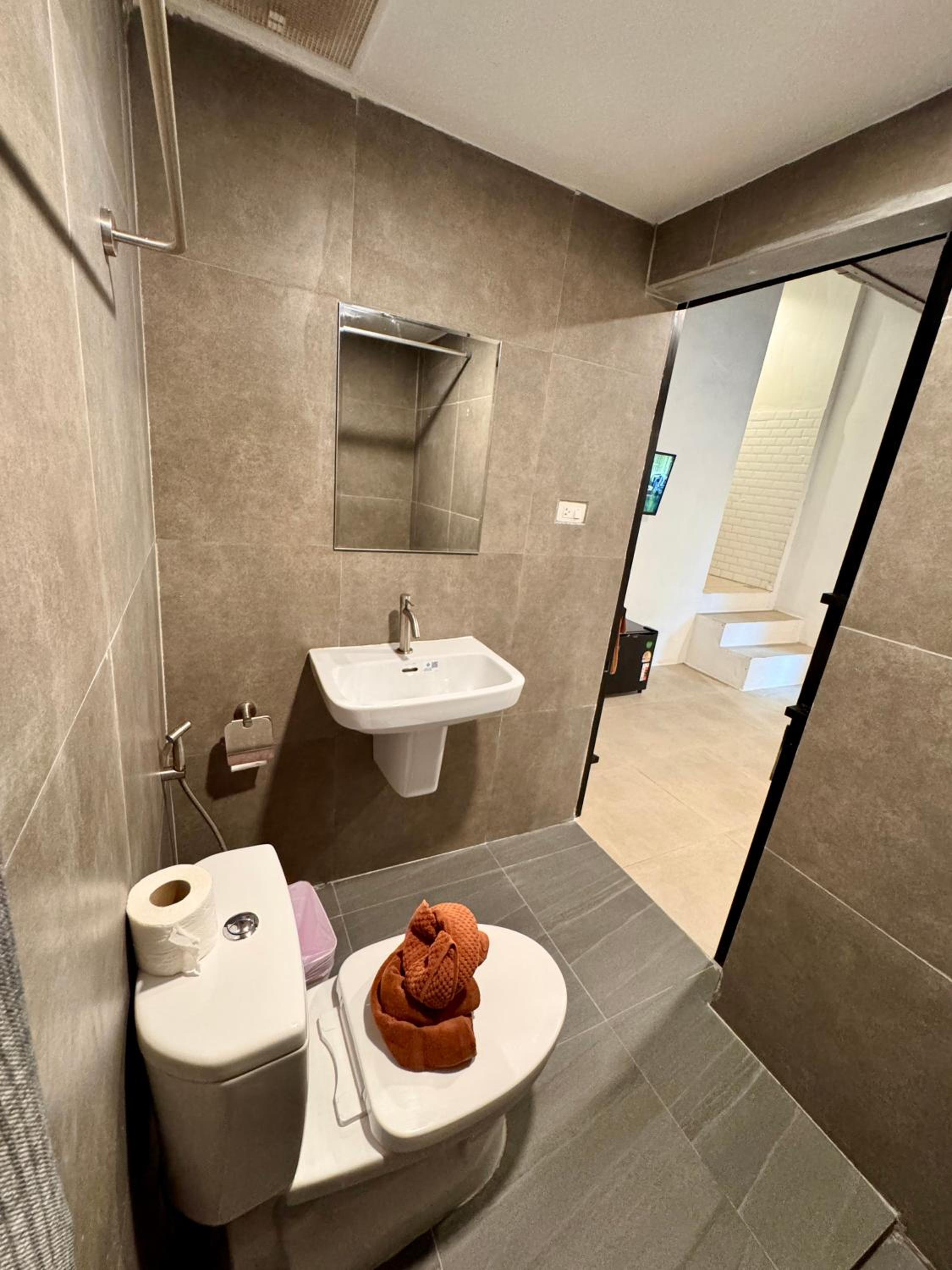 Two-Bedroom Villa - Photo 12